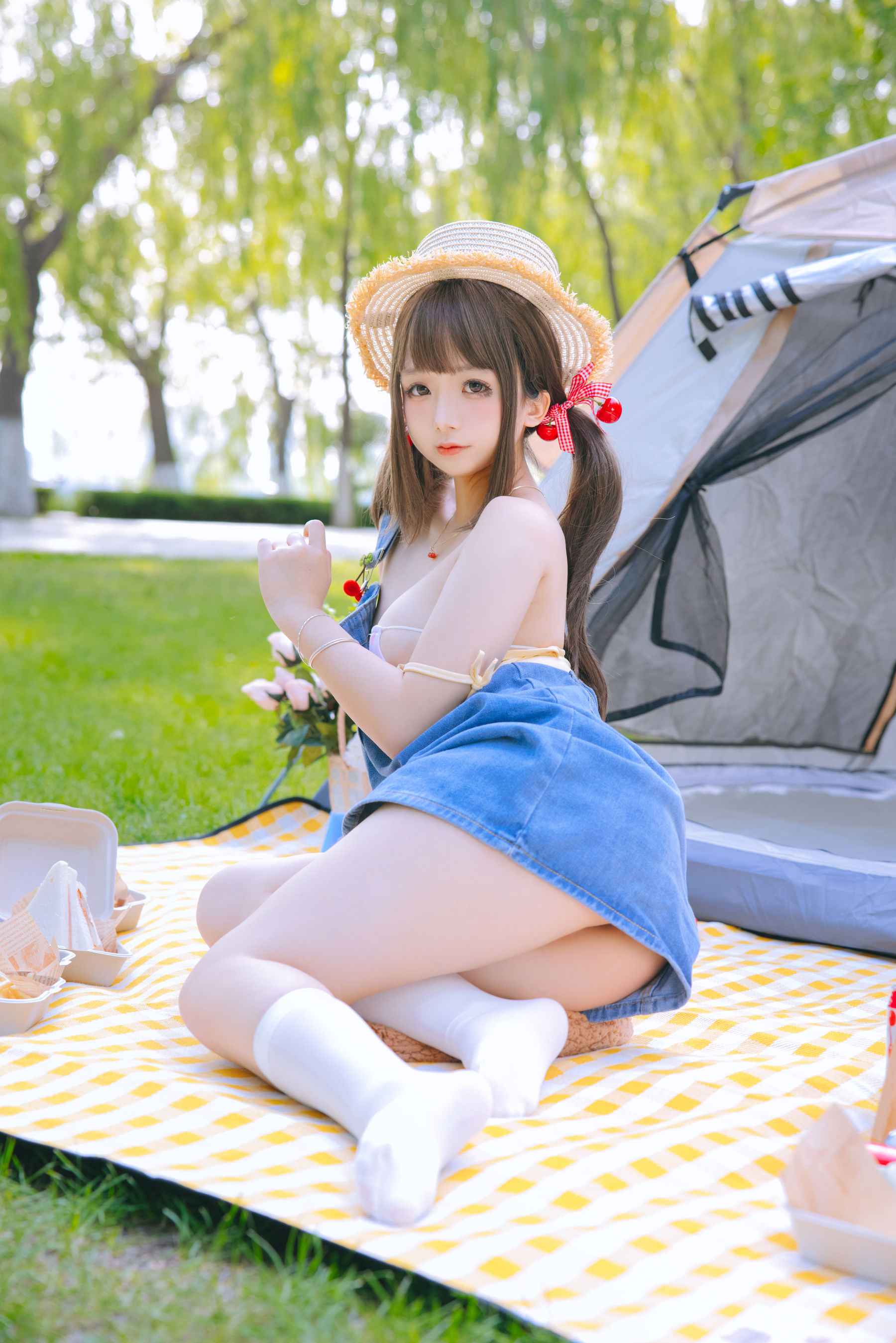 Cosplay日奈娇 - 野餐日
