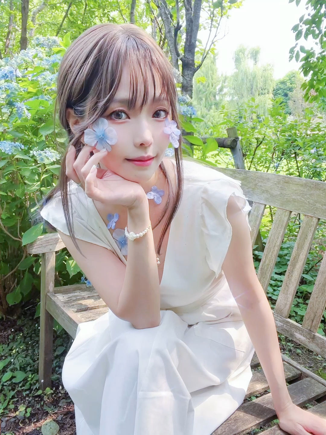 Ely_eee(ElyEE子) - Rainy Season 雨季繡球花