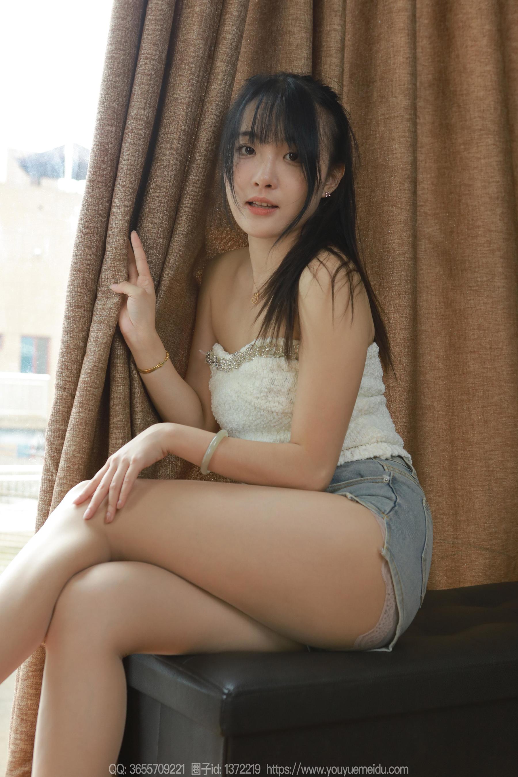IESS异思趣向 - 模特： 婉萍 《相信光》