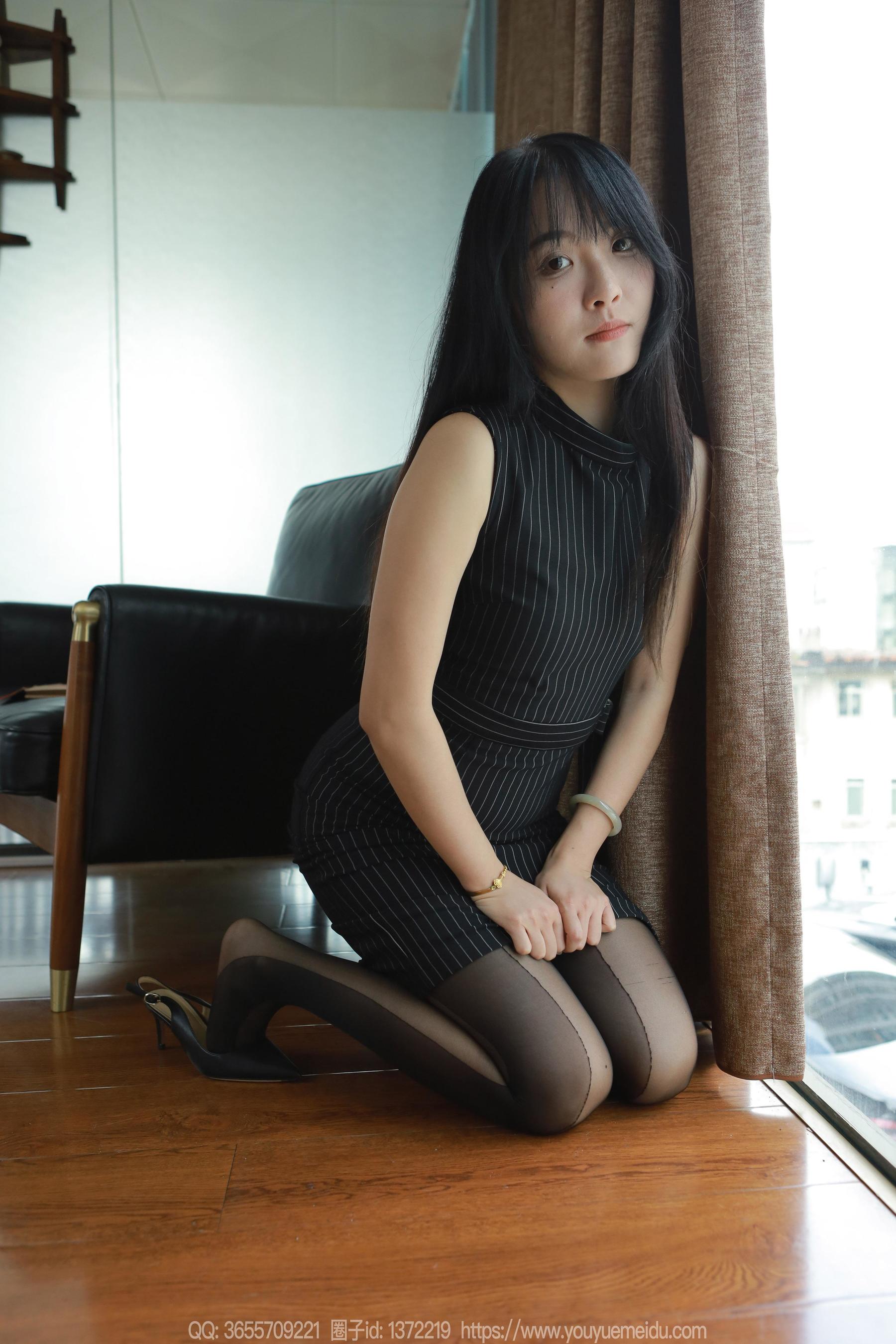 IESS异思趣向 - 模特： 婉萍 《美丽西瓜袜》
