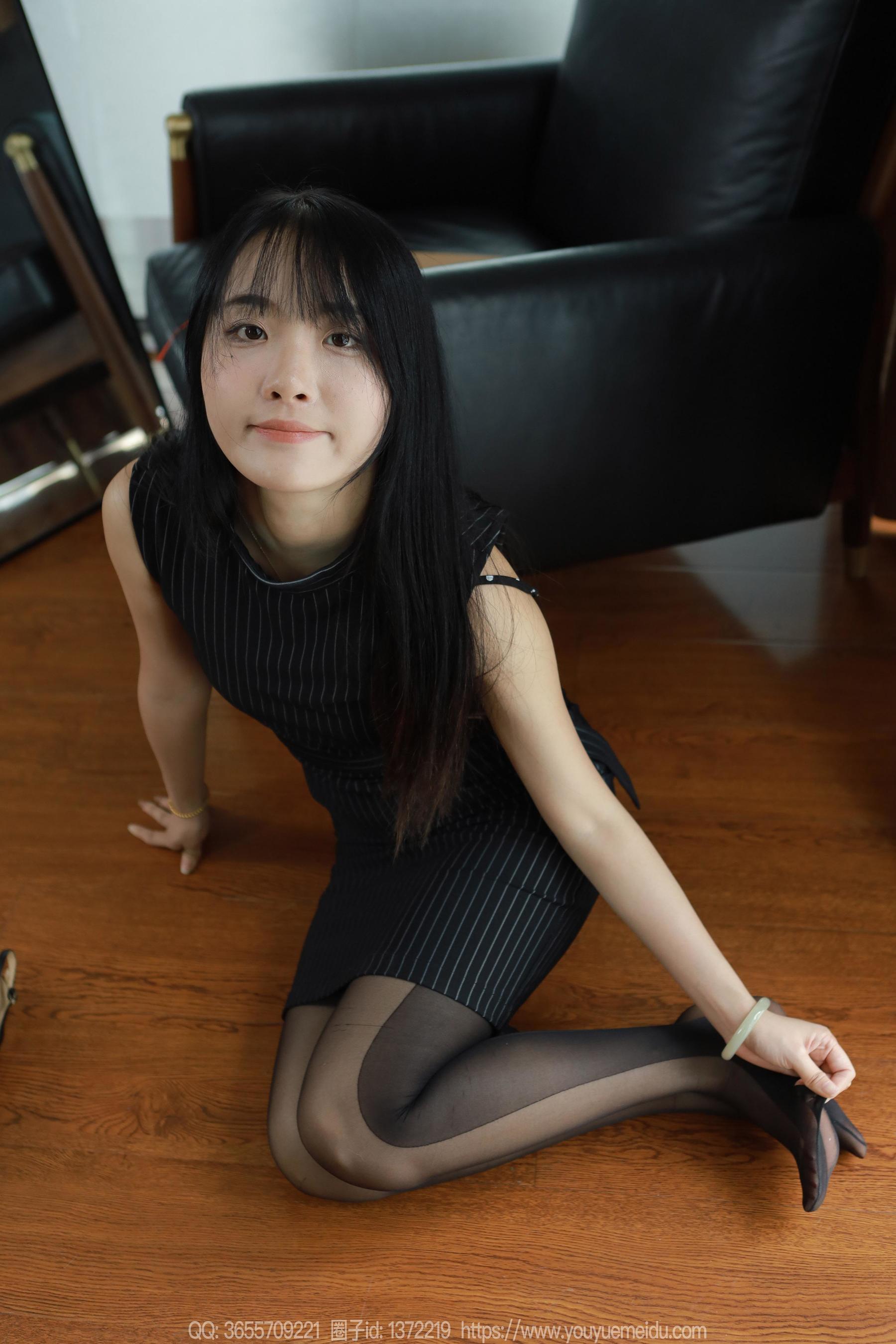IESS异思趣向 - 模特： 婉萍 《美丽西瓜袜》