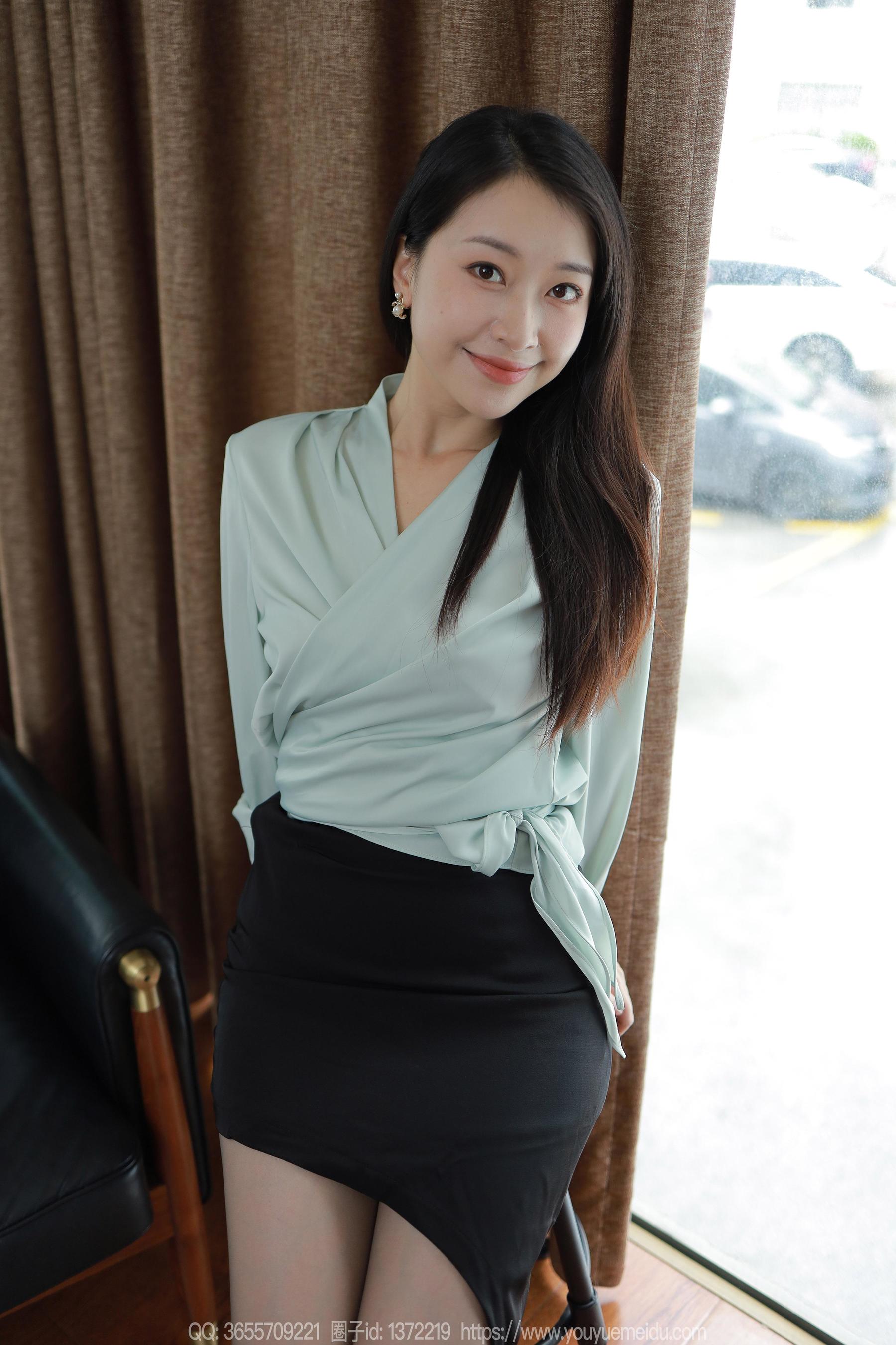 IESS异思趣向 - 模特： 小婕 《迷人淡绿》