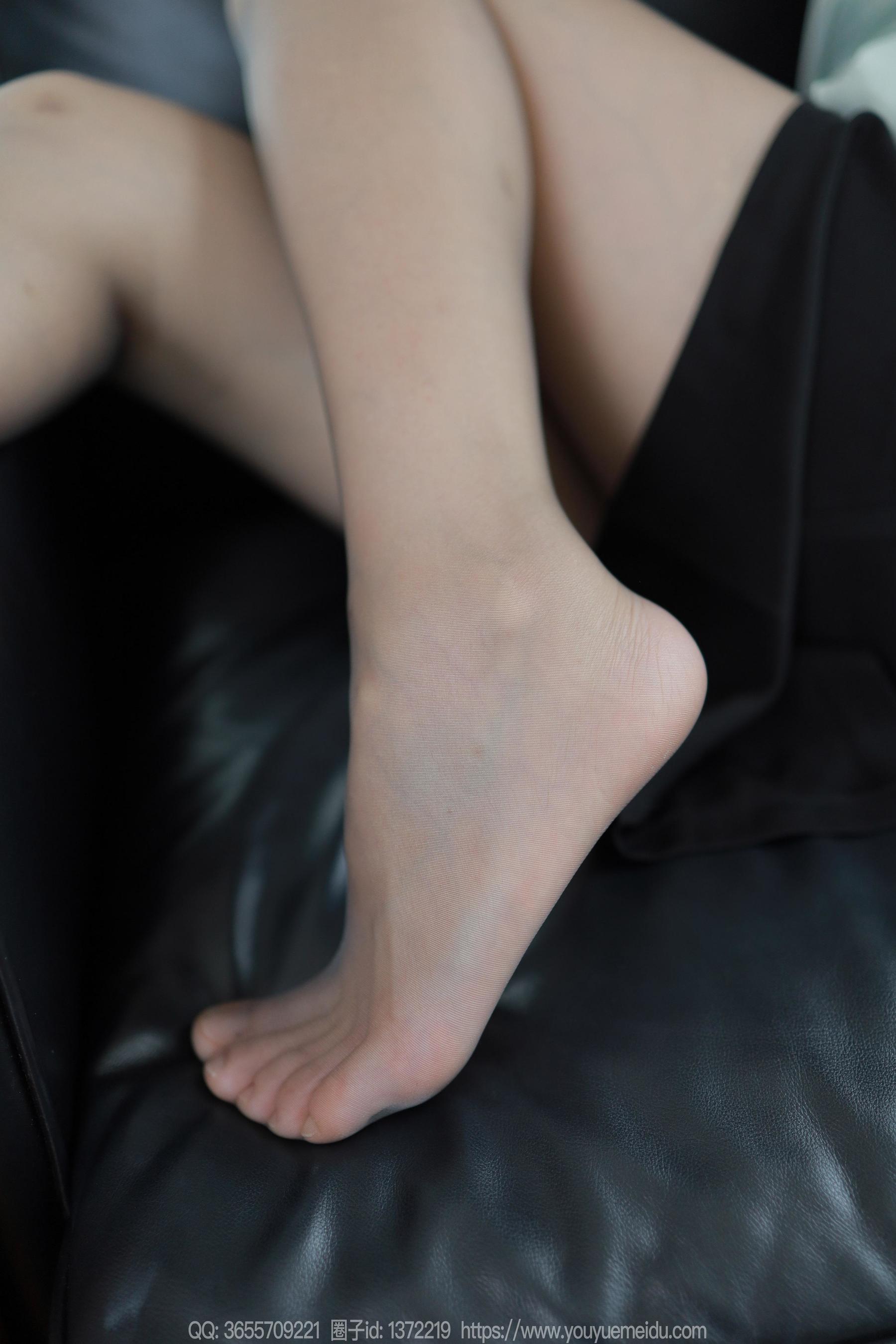 IESS异思趣向 - 模特： 小婕 《灰色丝》