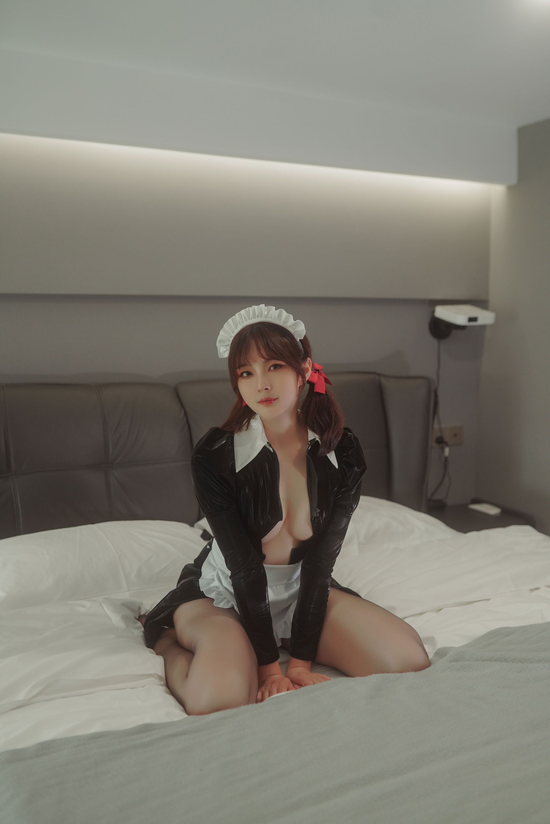 Natsuko夏夏子 - 漆黑女仆