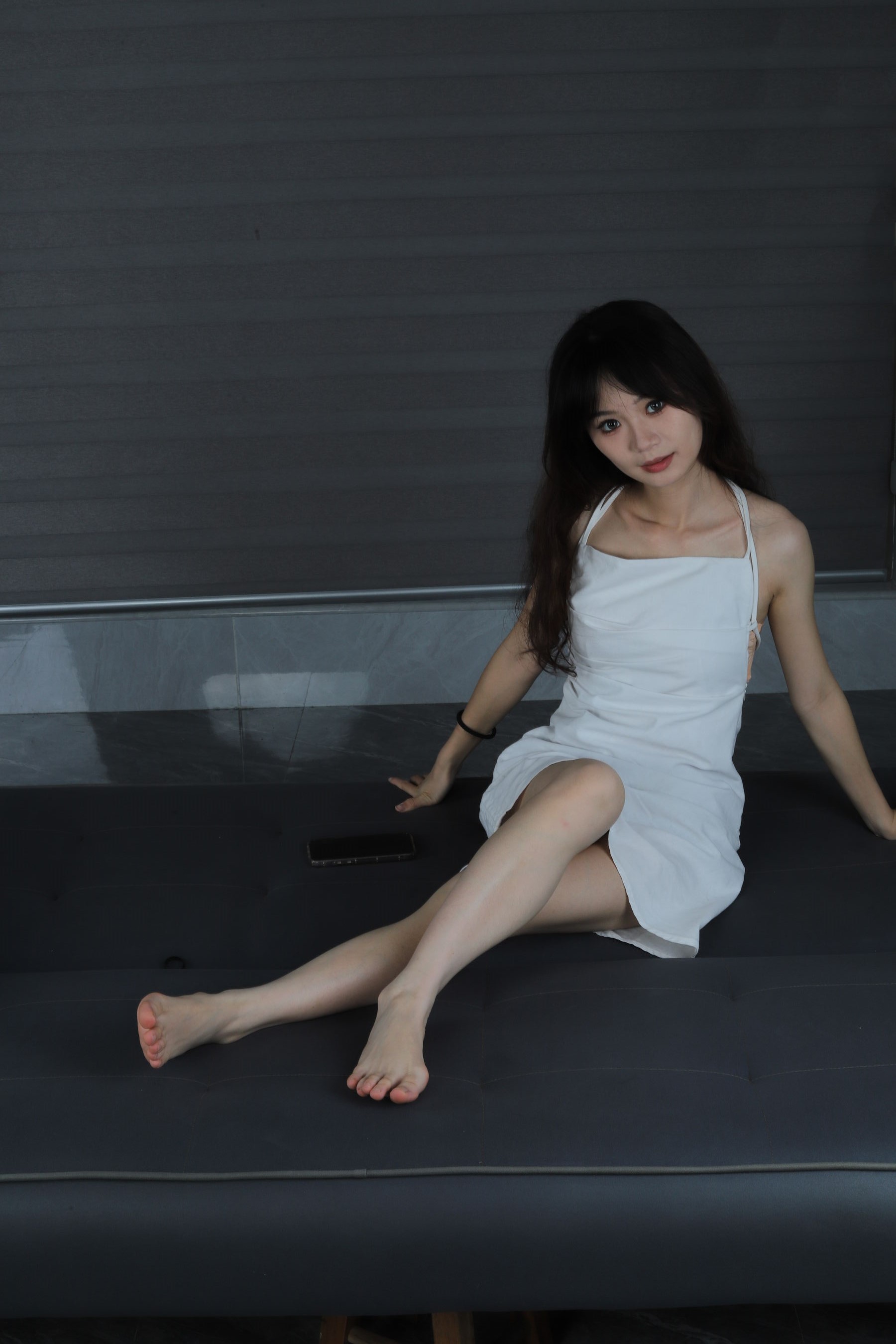 Pary摄影 No.145 超美模特 小玉 穿上大露背秀美脚