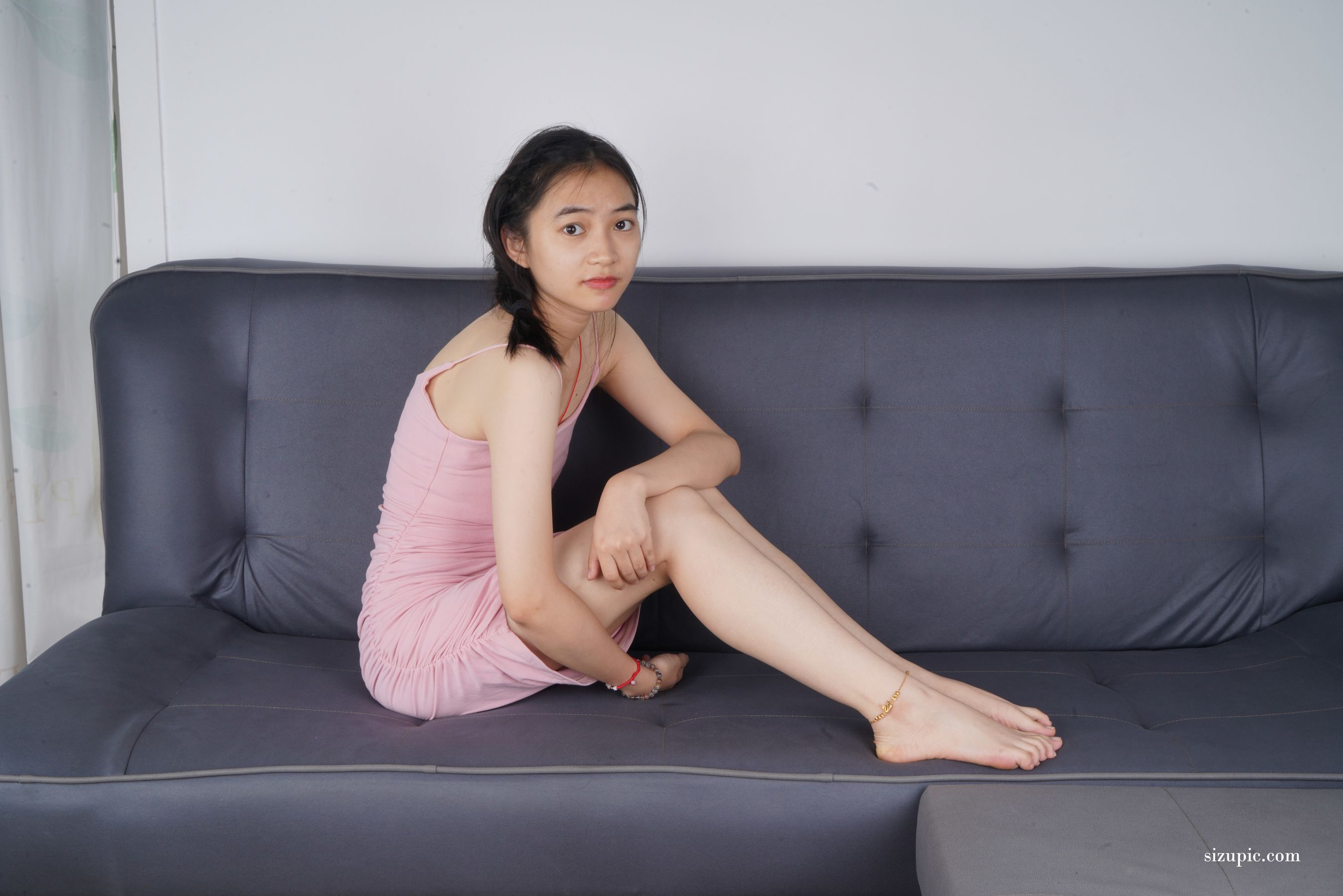 Pary摄影 No.148 新模 雨莉 性感美女37码美脚展示