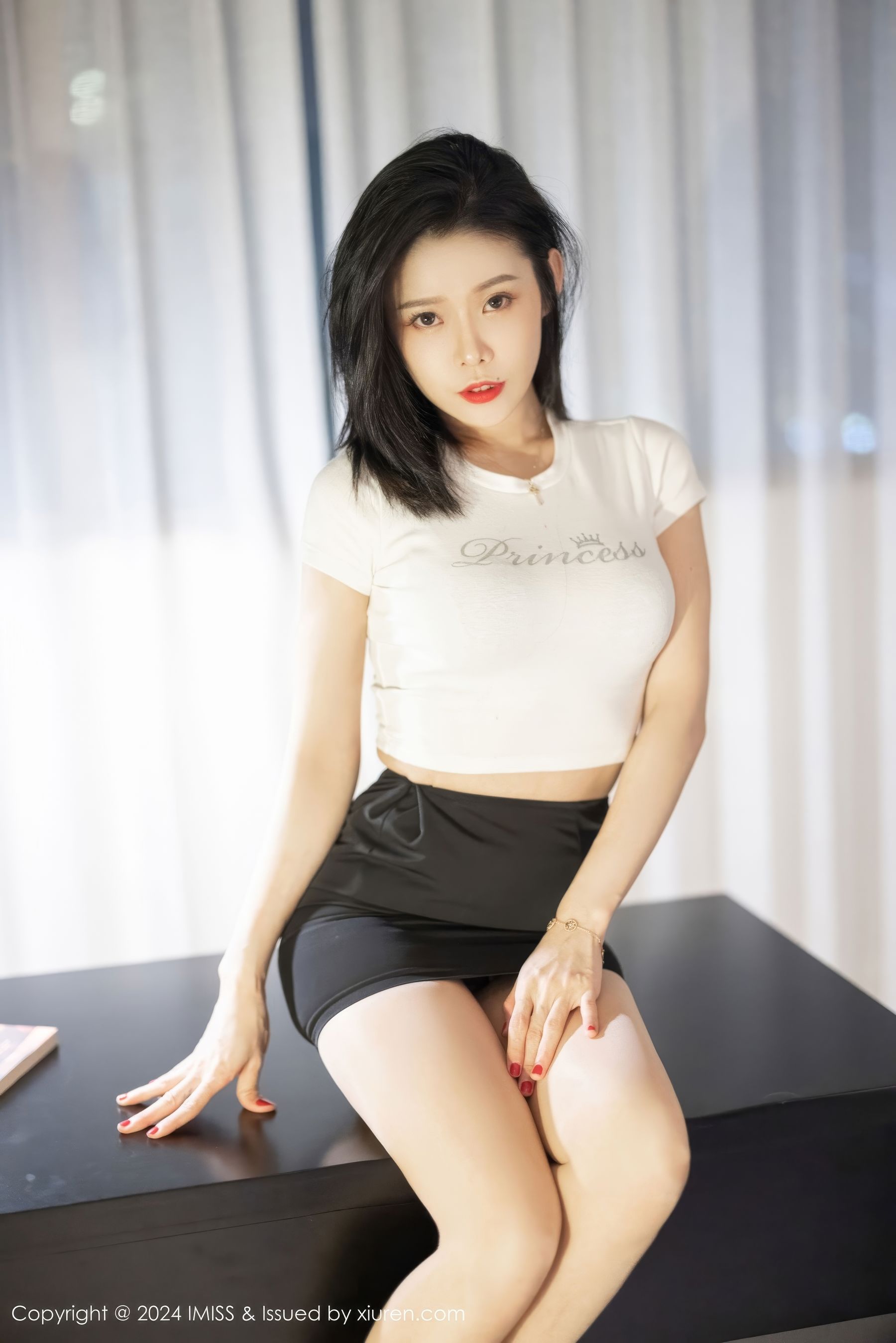 [IMiss]爱蜜社 2024.08.14 Vol.777 luvian本能