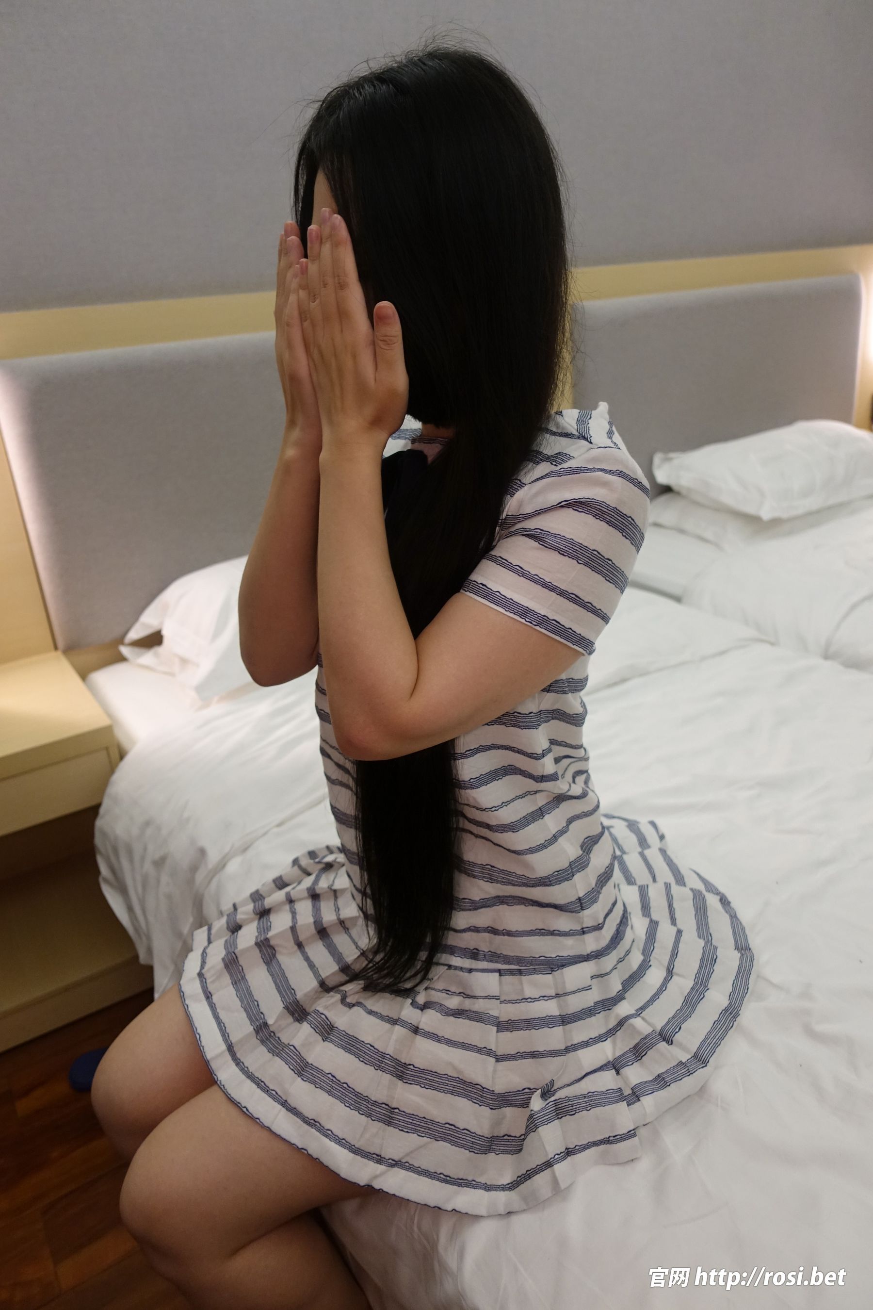 [ROSI写真] 2024.01.08 NO.4417