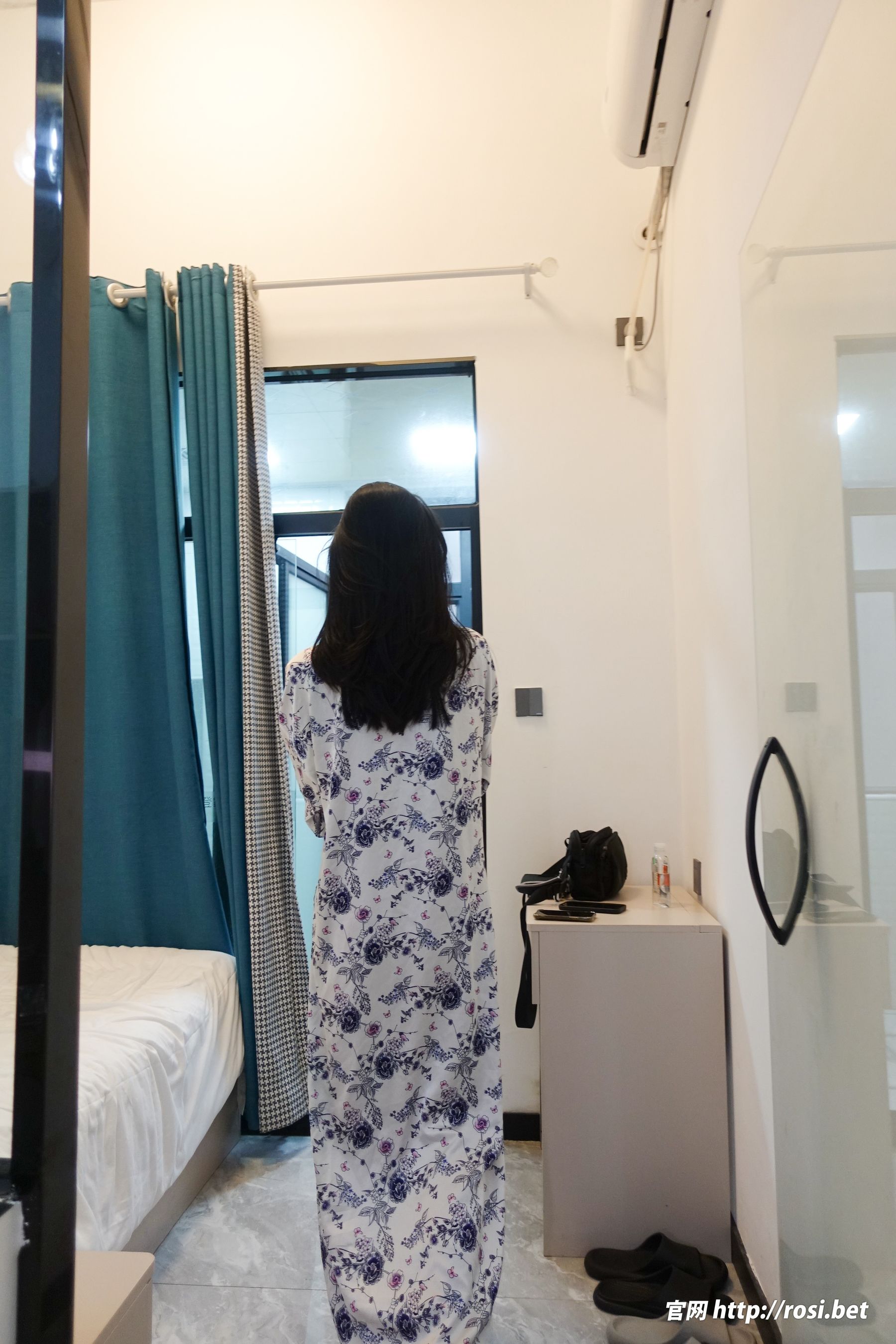 [ROSI写真] 2024.02.10 NO.4450
