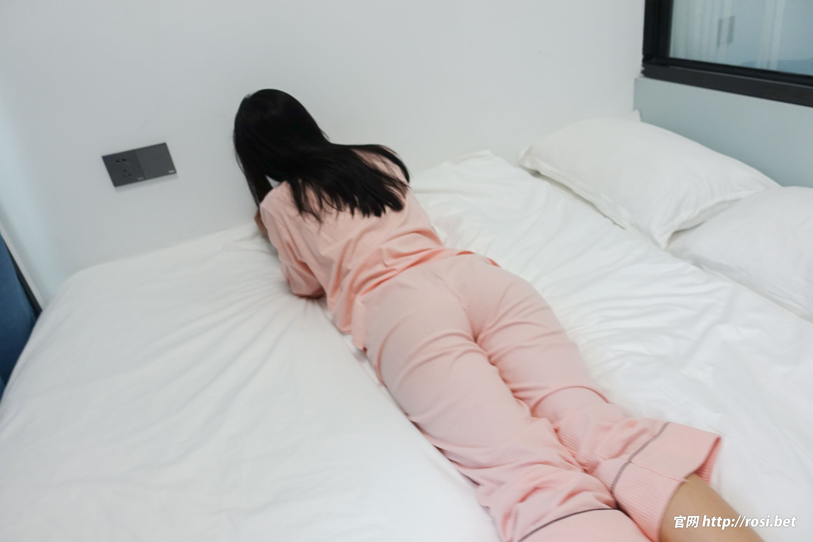 [ROSI写真] 2024.02.25 NO.4465