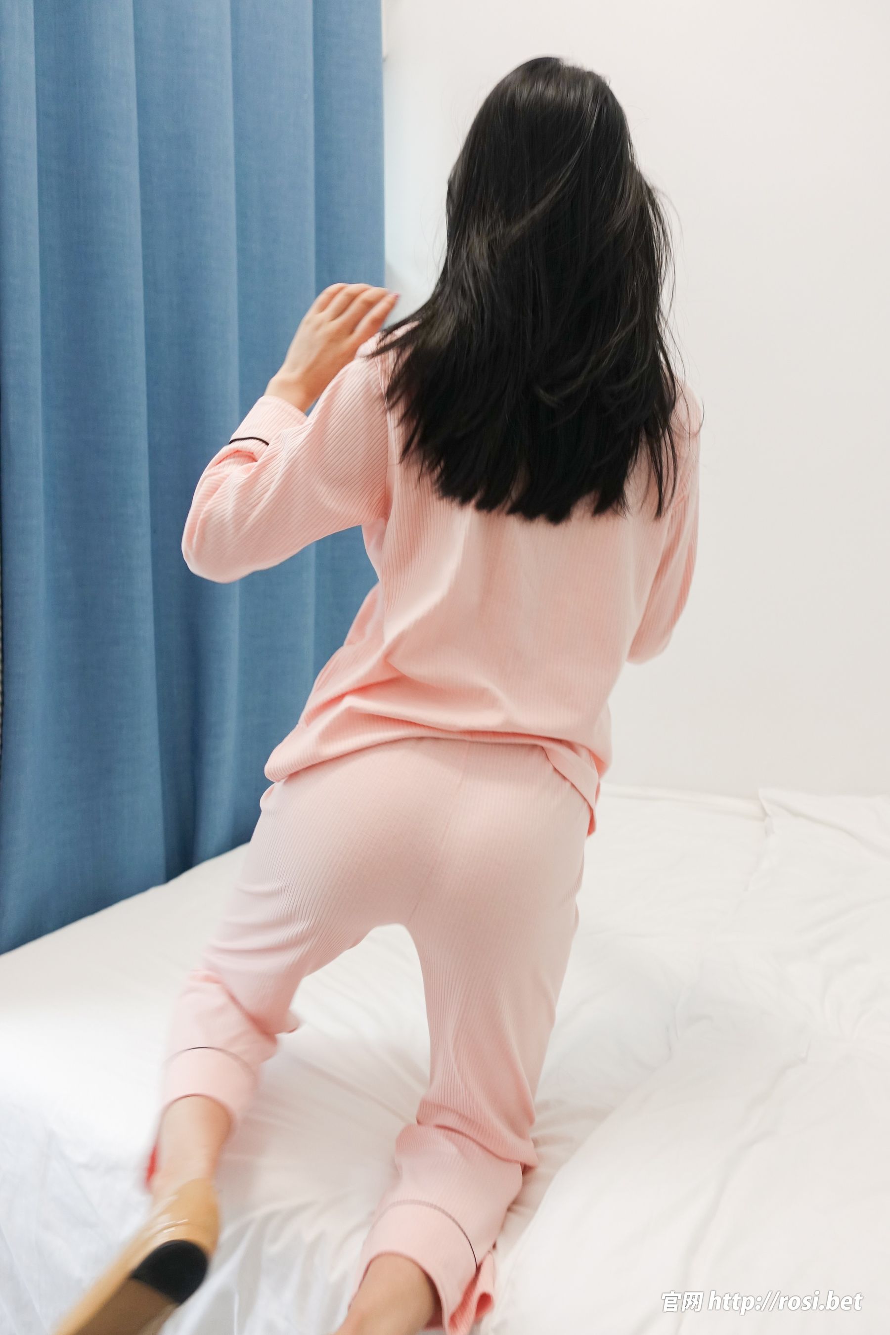 [ROSI写真] 2024.02.25 NO.4465