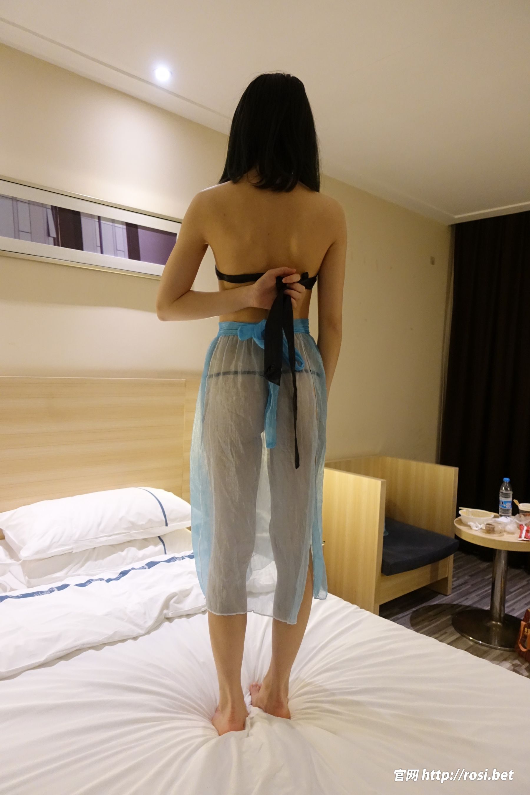 [ROSI写真] 2024.03.03 NO.4472