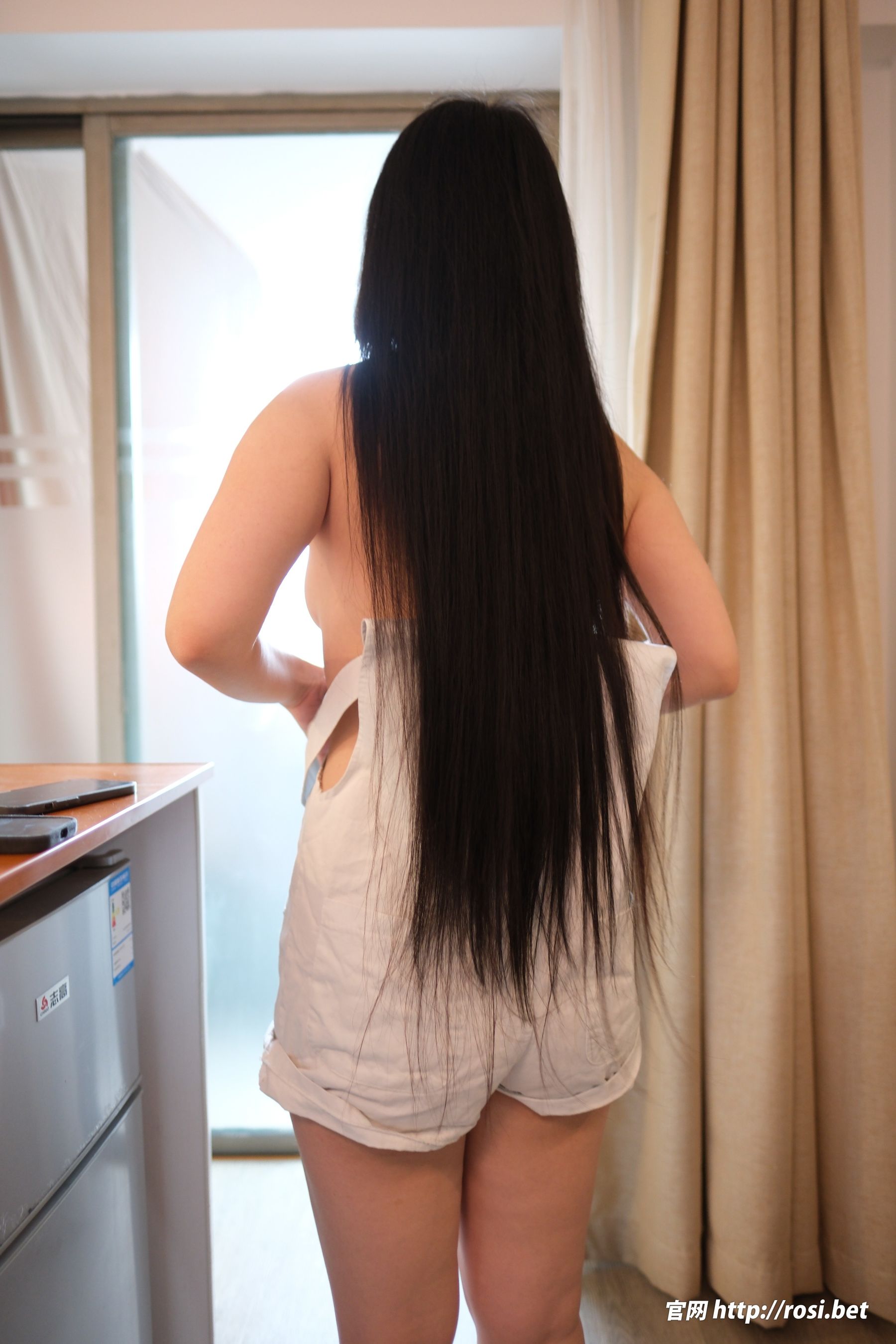 [ROSI写真] 2024.03.12 NO.4481