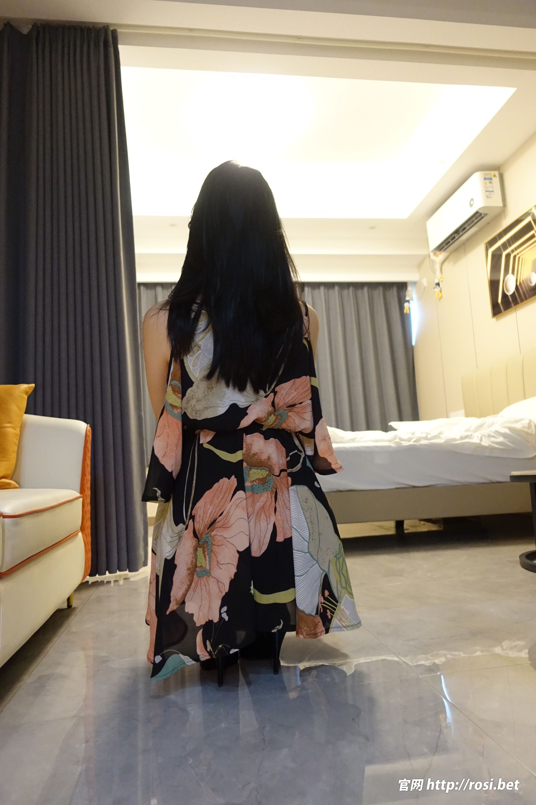 [ROSI写真] 2024.06.19 NO.4580