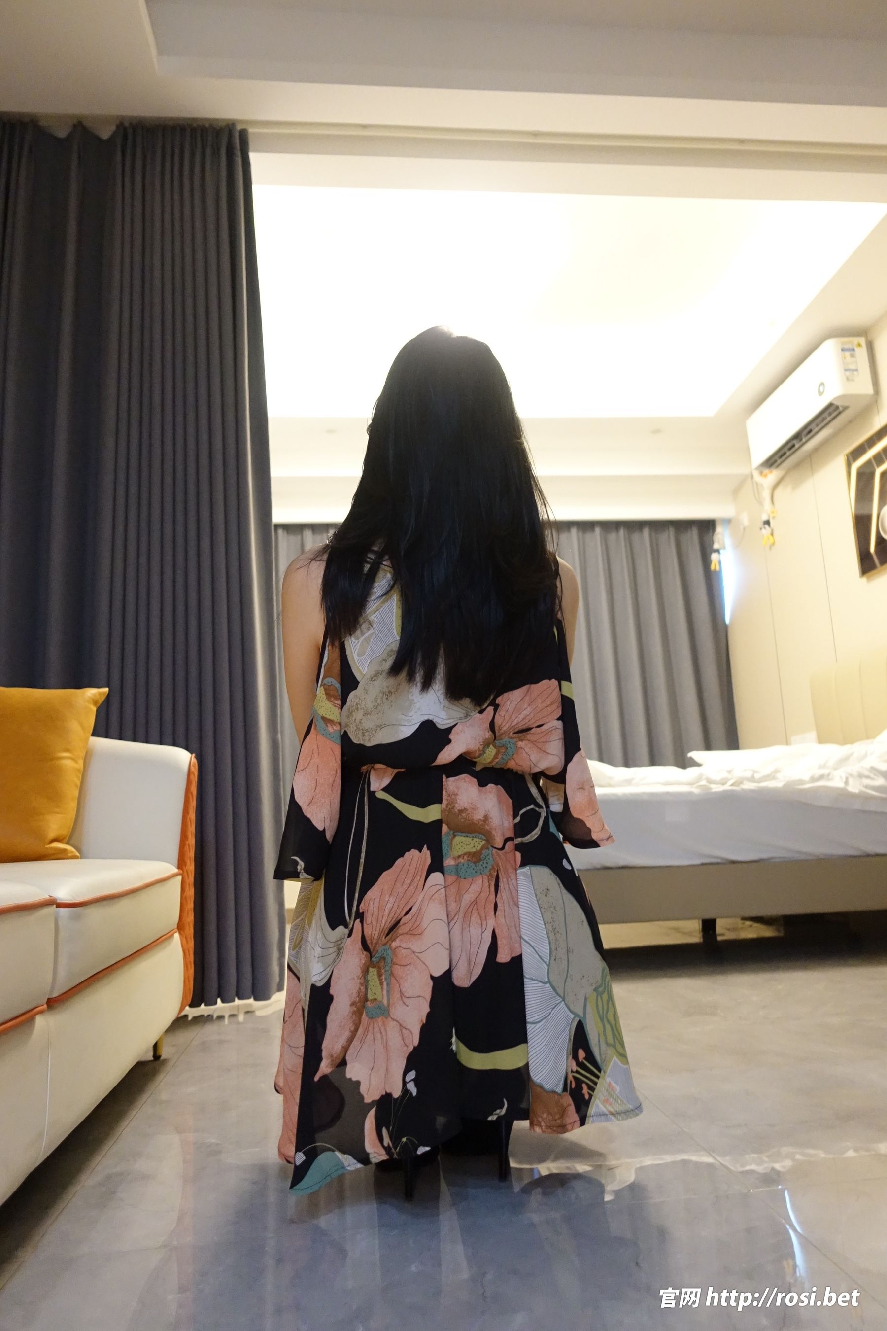 [ROSI写真] 2024.06.19 NO.4580