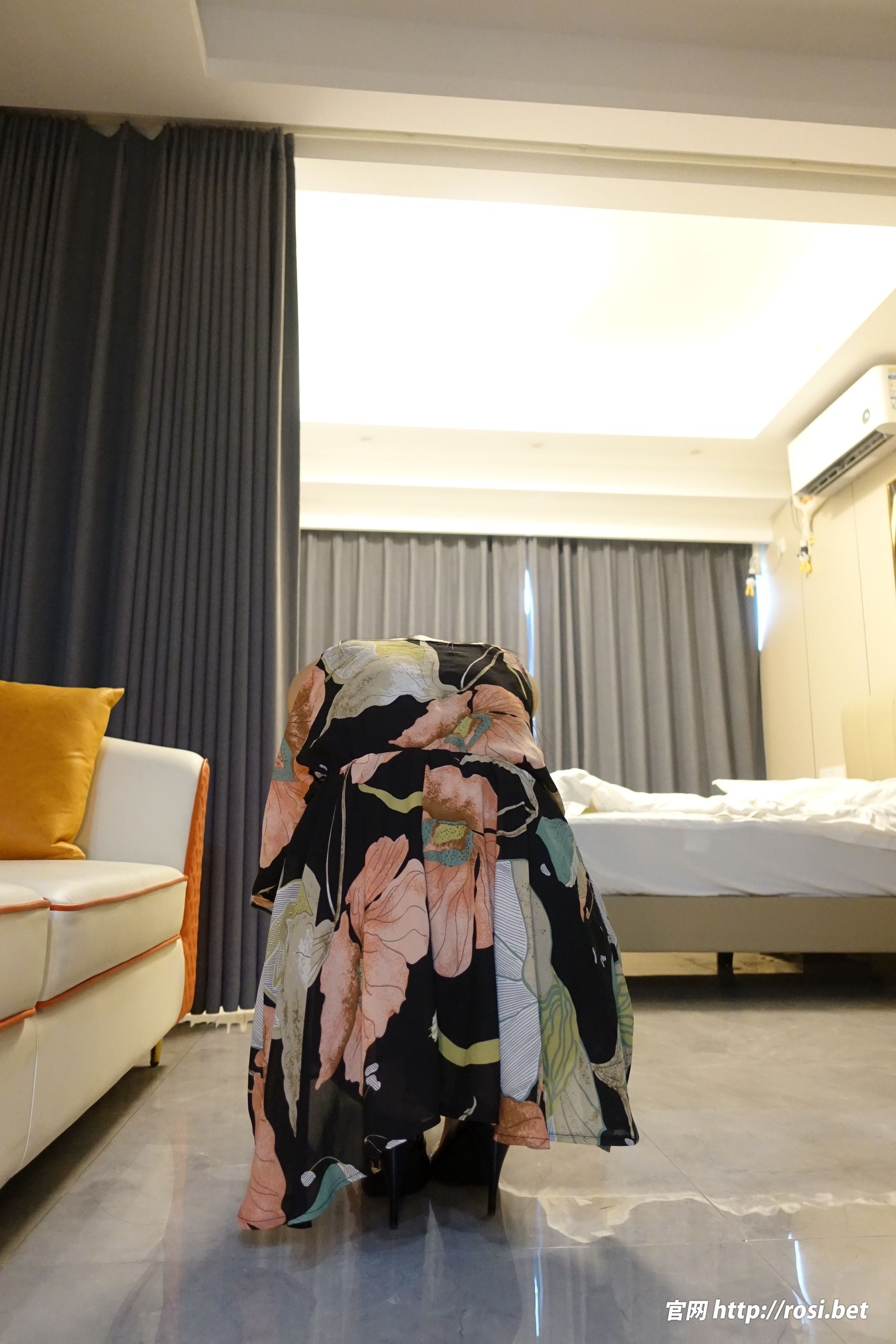 [ROSI写真] 2024.06.19 NO.4580