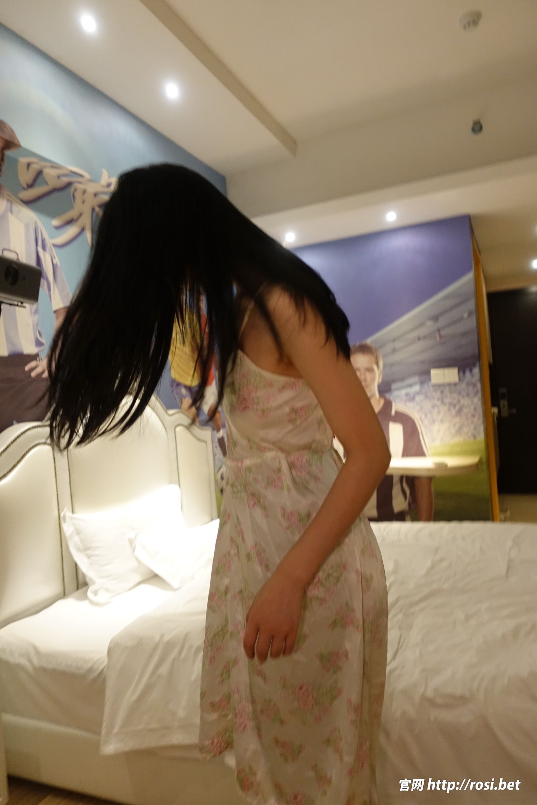 [ROSI写真] 2024.07.04 NO.4595