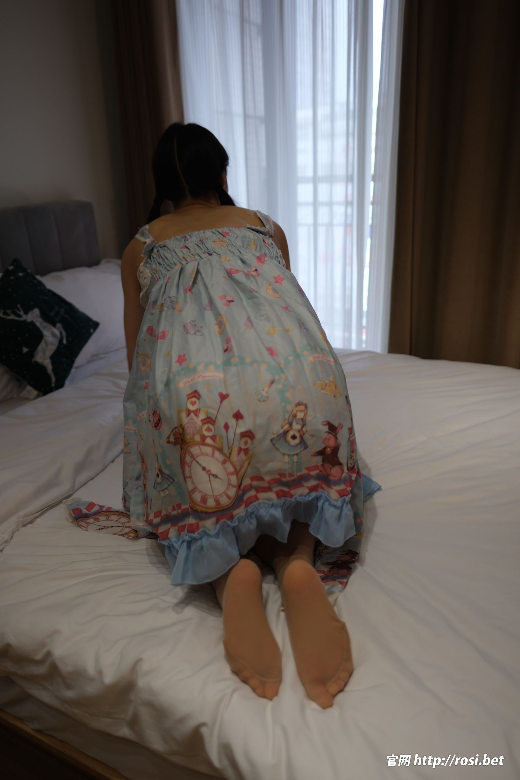 [ROSI写真] 2024.09.02 NO.4655