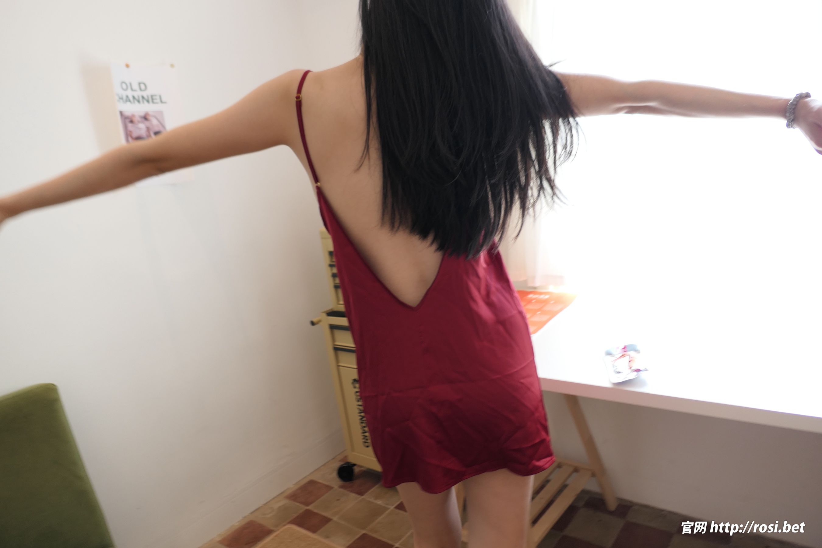 [ROSI写真] 2024.09.22 NO.4675