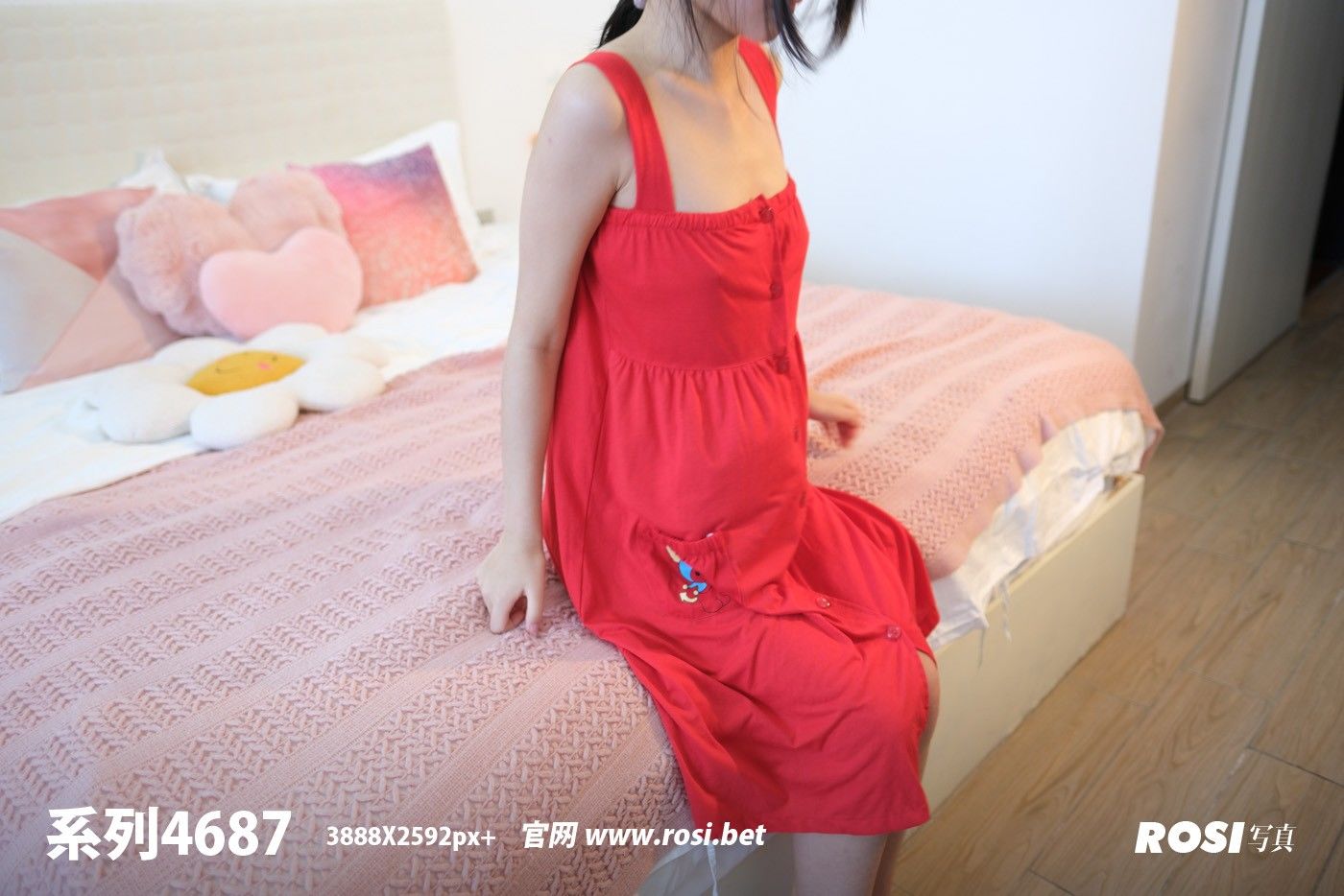 [ROSI写真] 2024.10.04 NO.4687