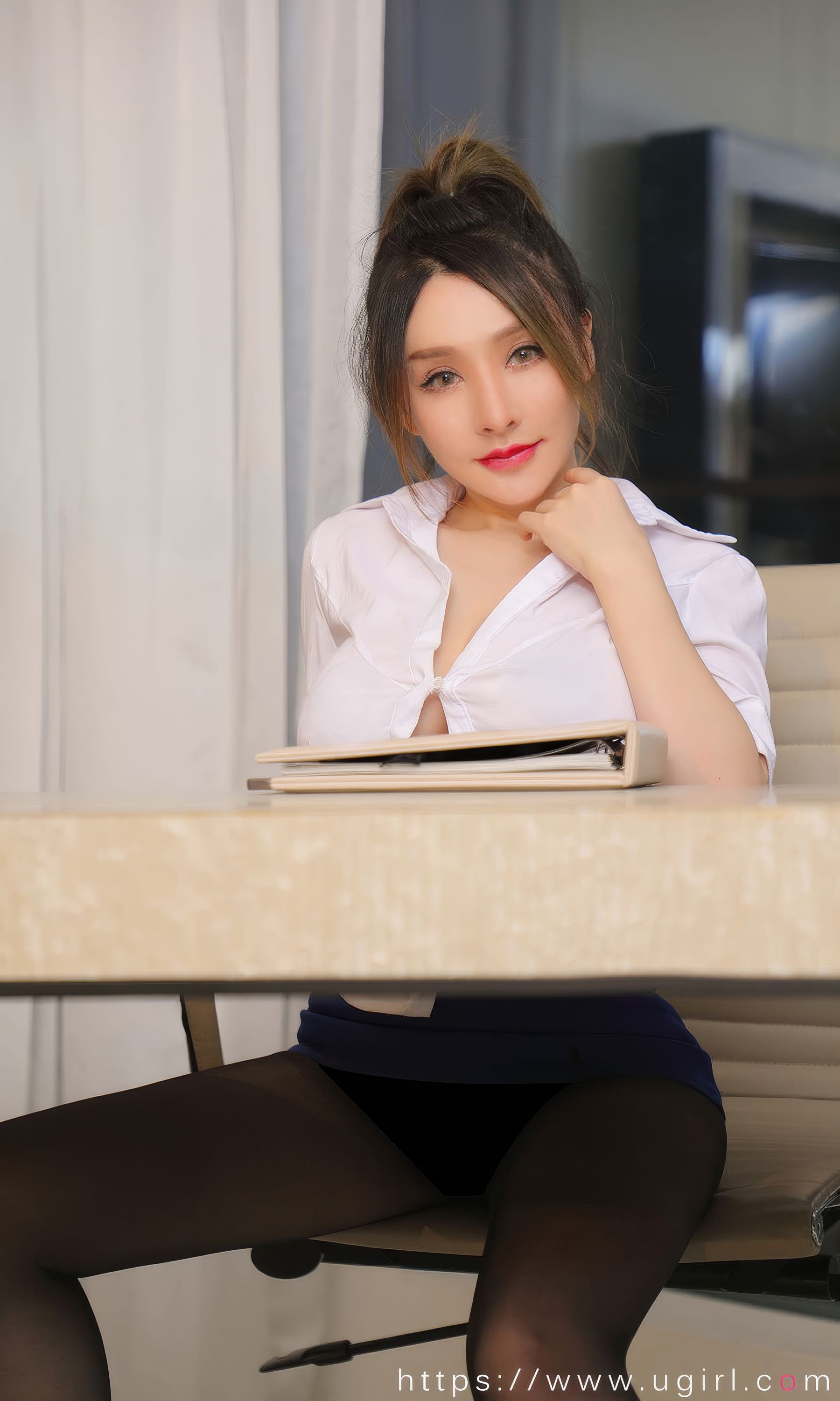 [Ugirls]爱尤物 No.2897 私人助理 阿娇
