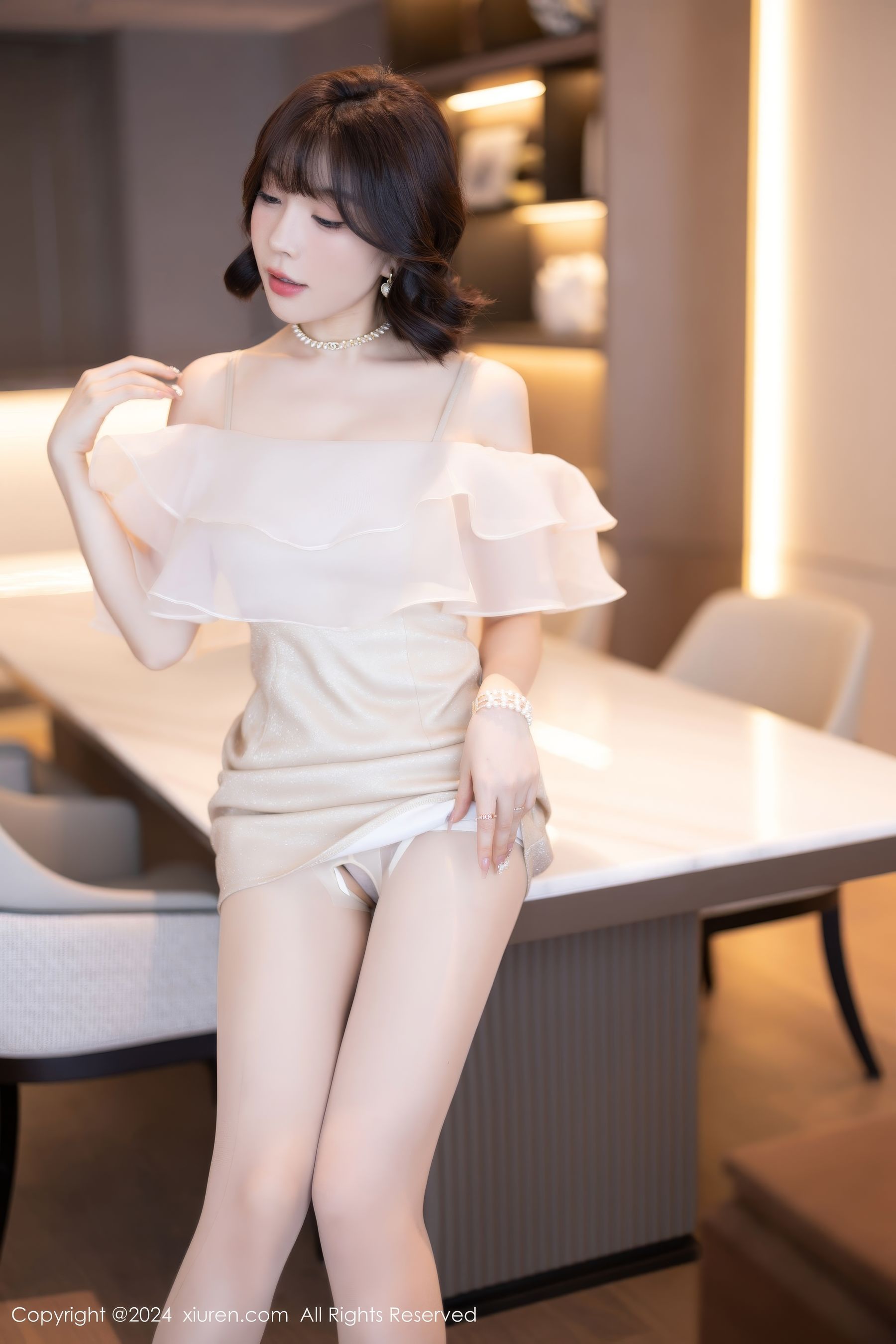 [秀人XiuRen] 2024.07.25 No.8917 徐莉芝Booty