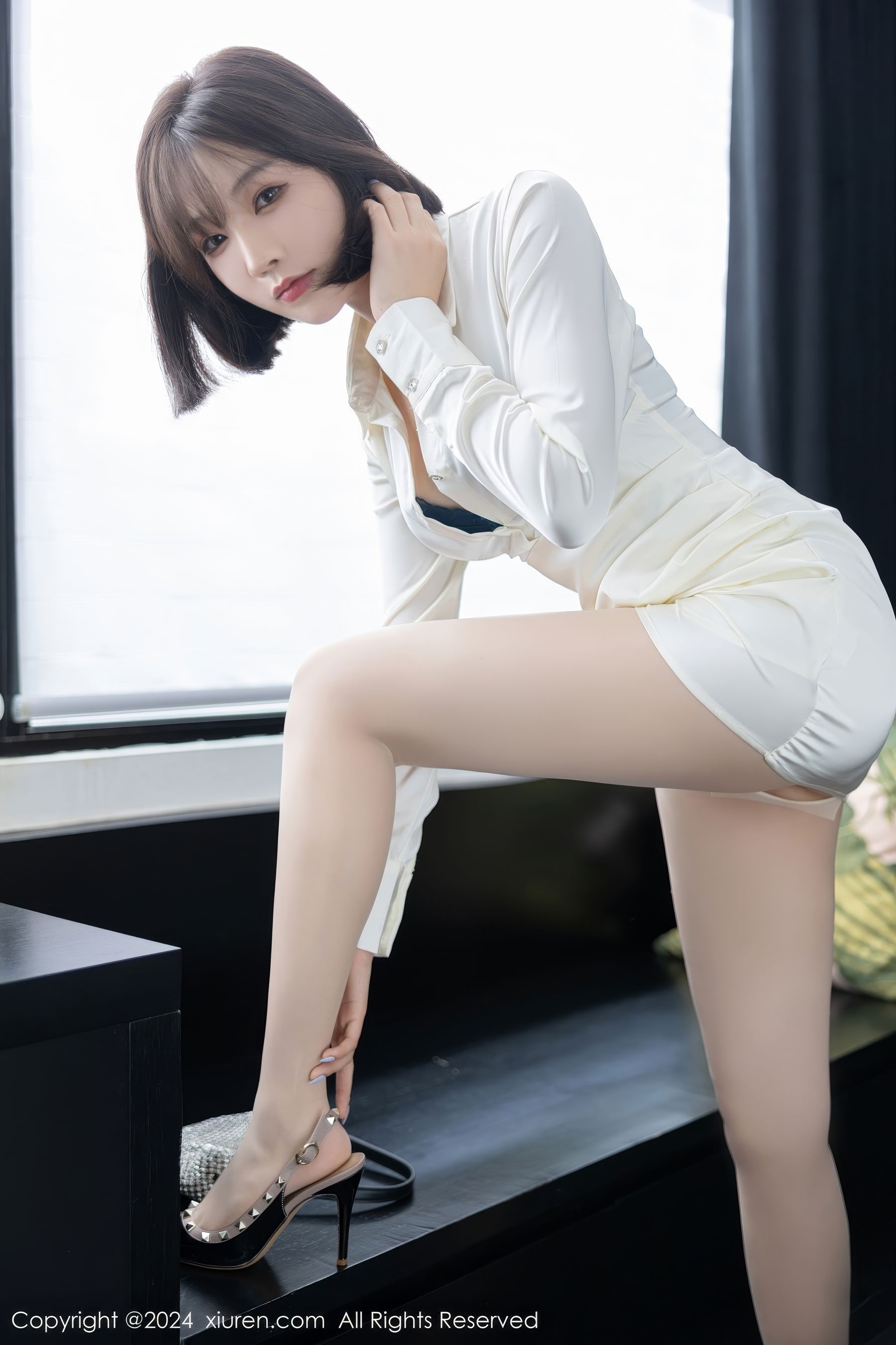 [秀人XiuRen] 2024.08.02 No.8963 徐莉芝Booty