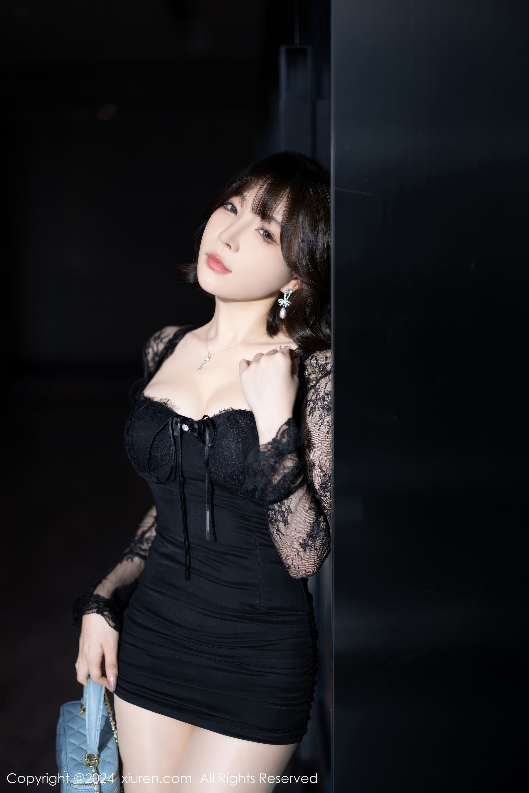 [秀人XiuRen] 2024.08.21 No.9048 徐莉芝Booty