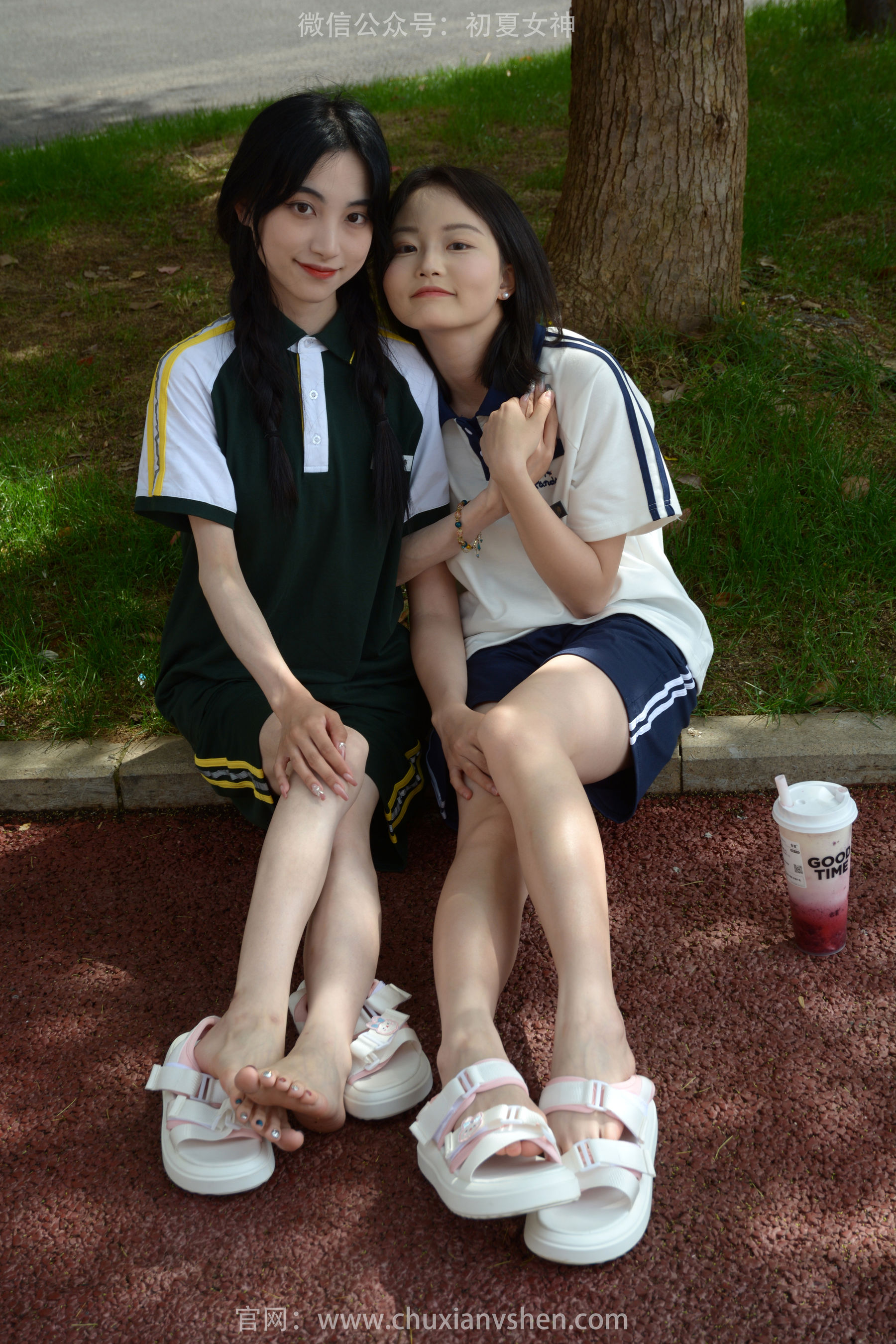 初夏女神 No.194 柒柒&双双 相见恨晚