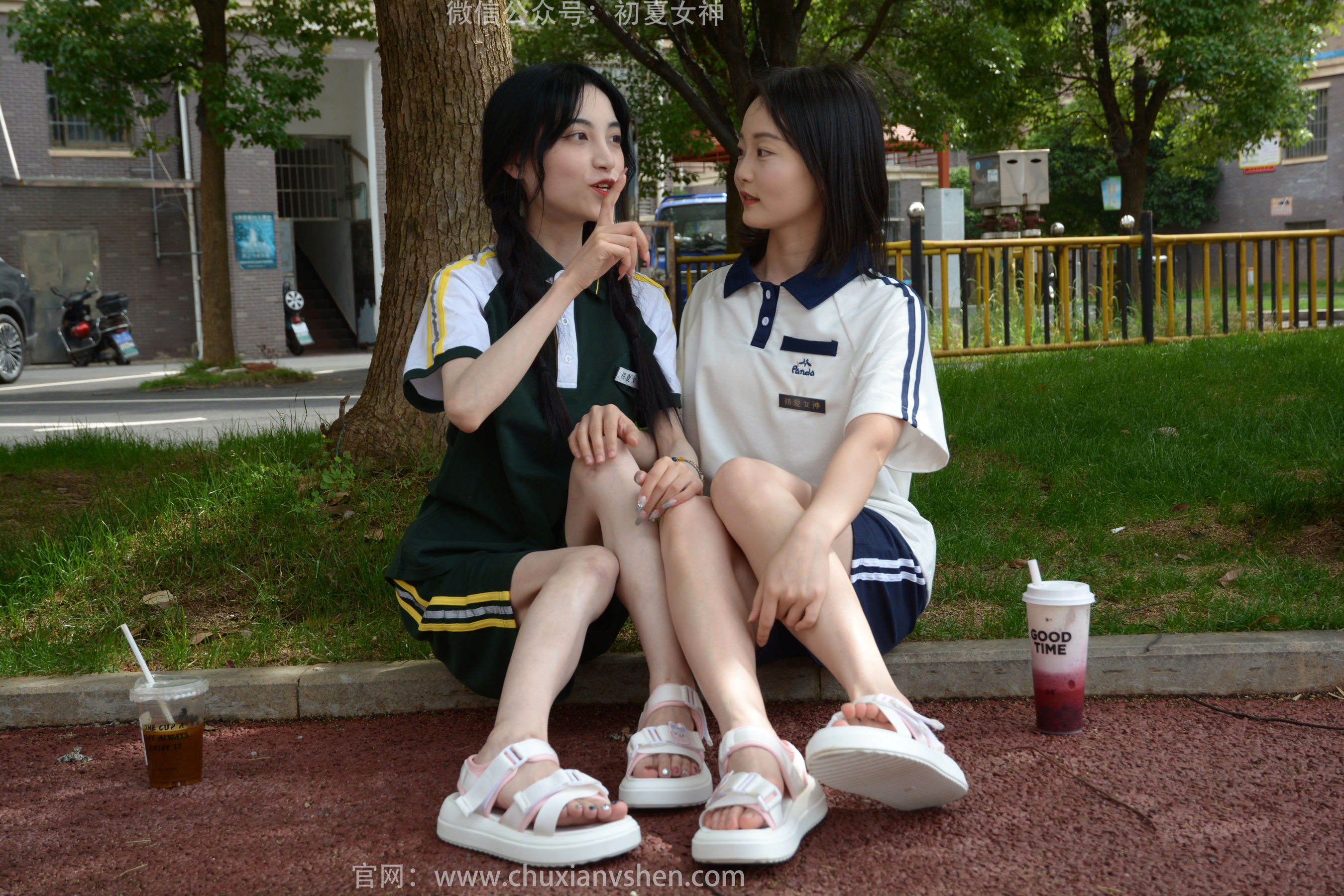 初夏女神 No.194 柒柒&双双 相见恨晚