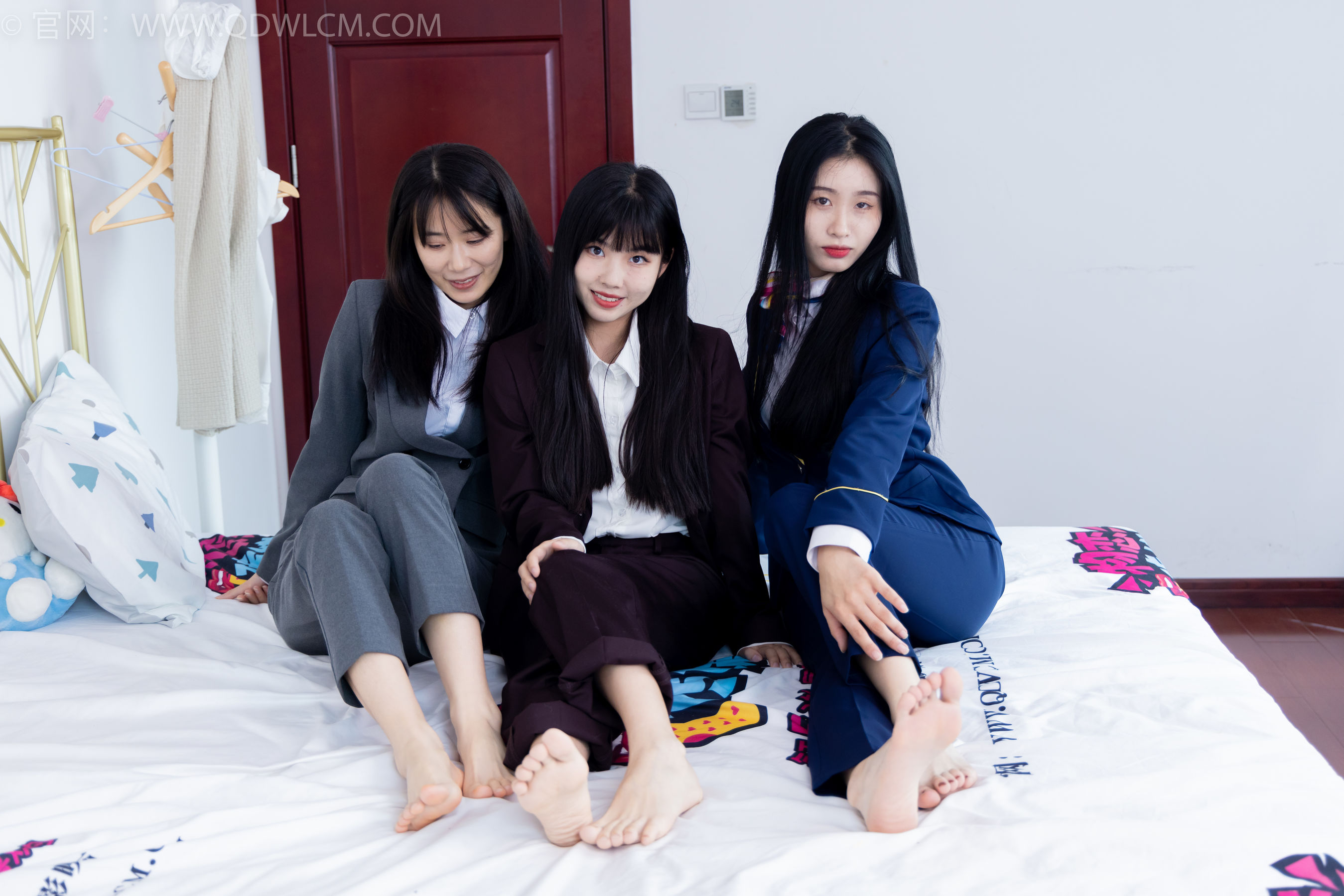 物恋传媒 No.2074 菜菜&米米&绒绒 -我们的秘密