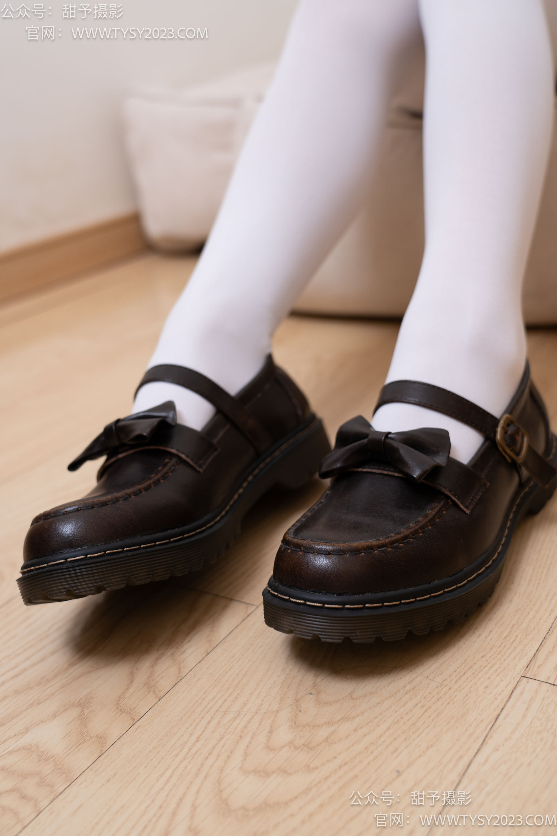 甜予摄影 No.042 璇璇 -体操服、皮鞋、厚白丝