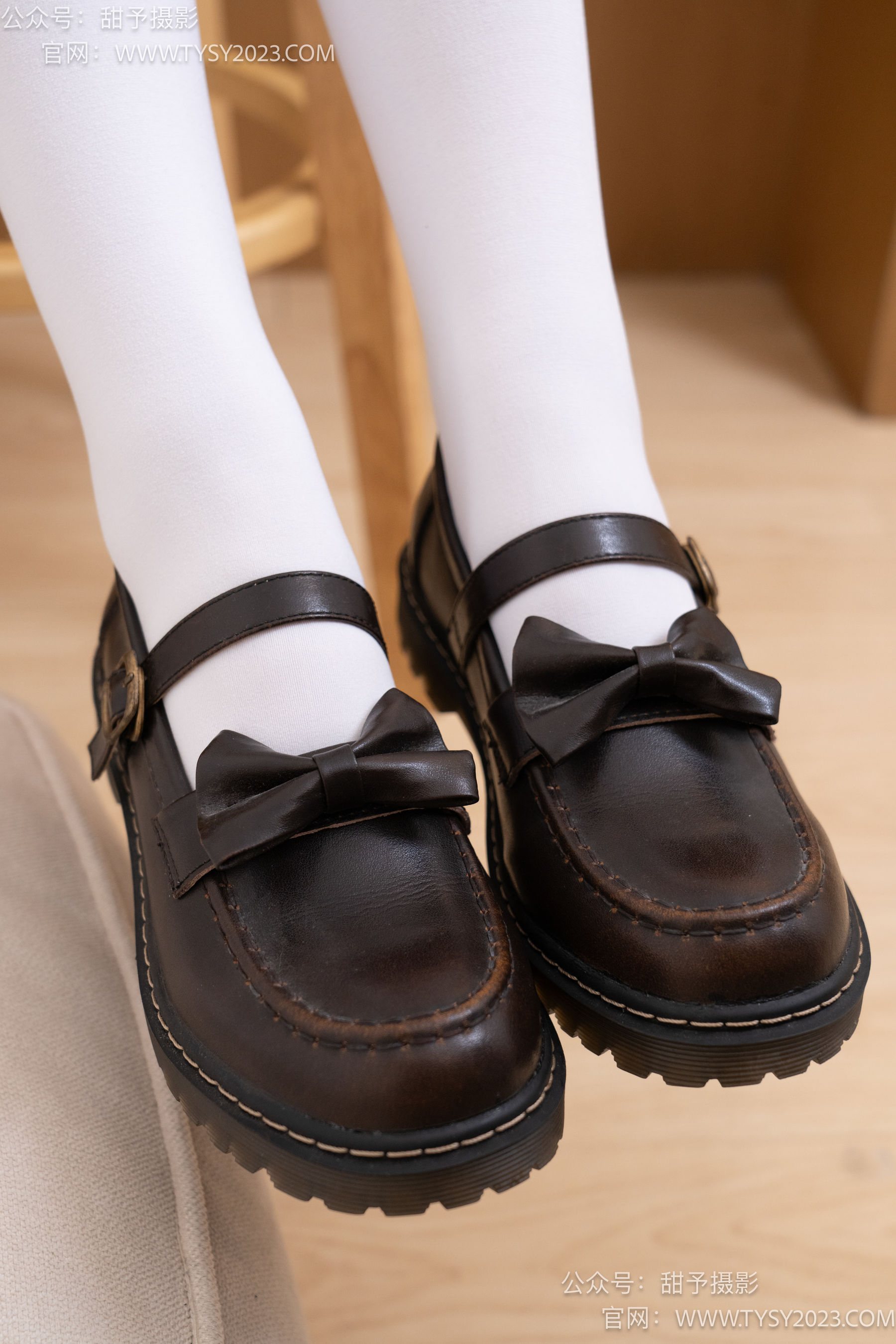 甜予摄影 No.042 璇璇 -体操服、皮鞋、厚白丝