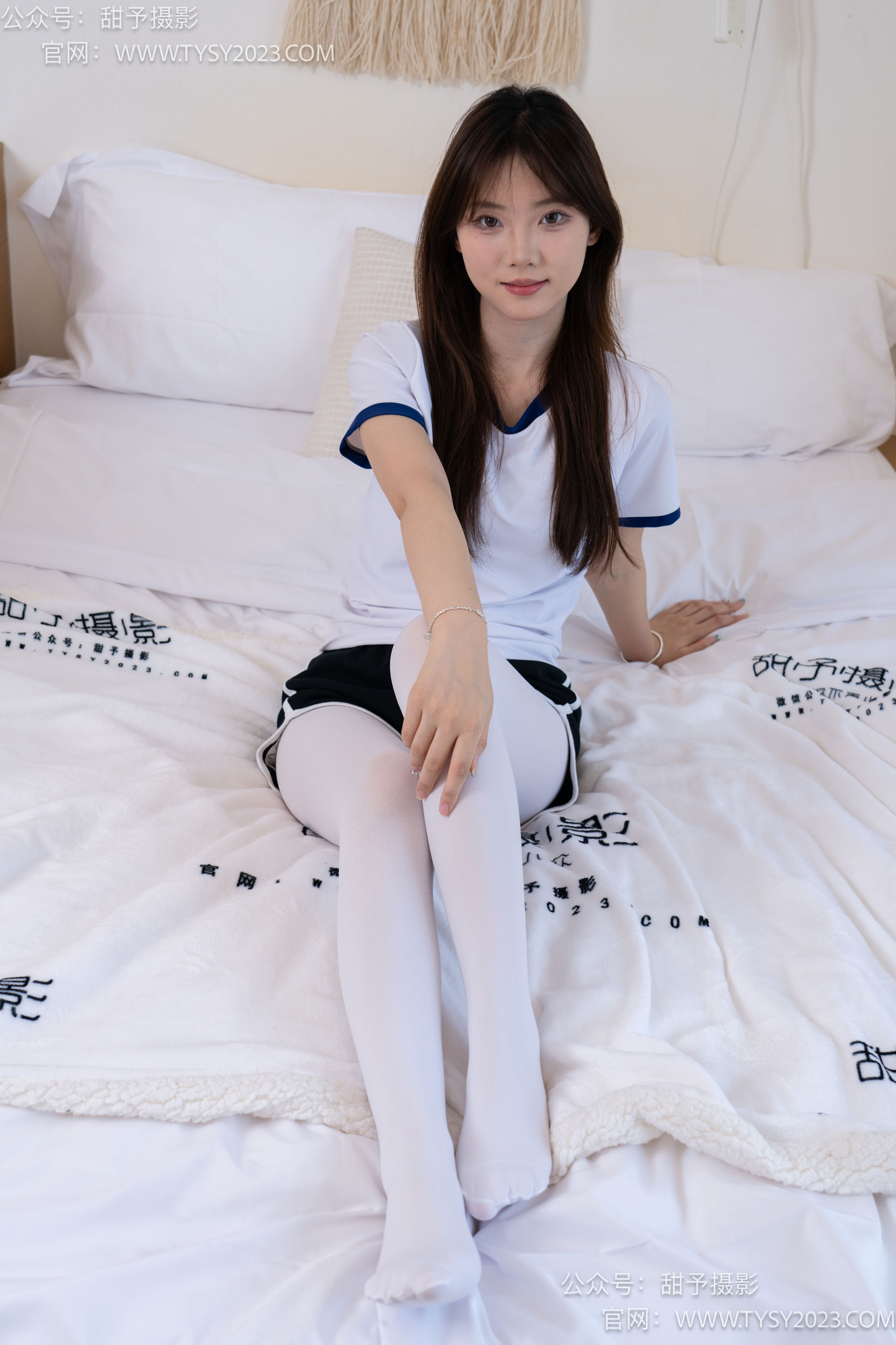 甜予摄影 No.042 璇璇 -体操服、皮鞋、厚白丝