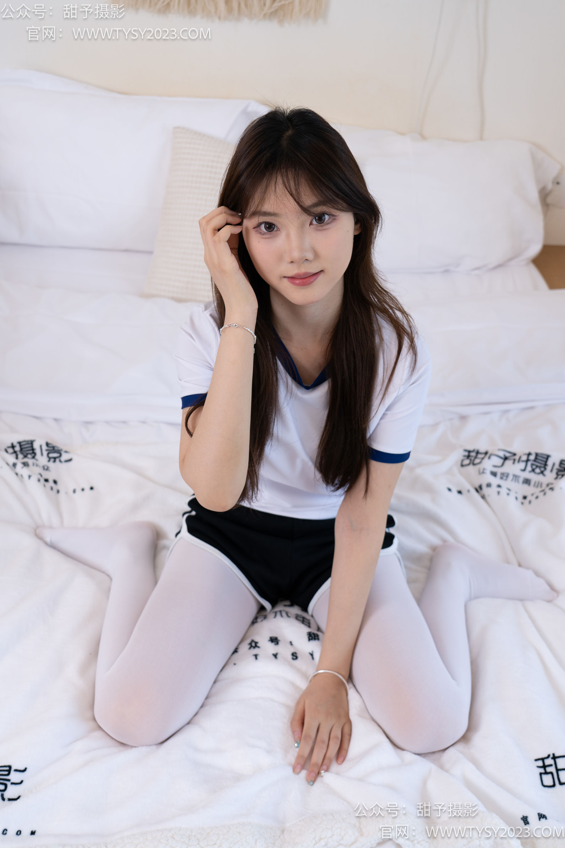 甜予摄影 No.042 璇璇 -体操服、皮鞋、厚白丝