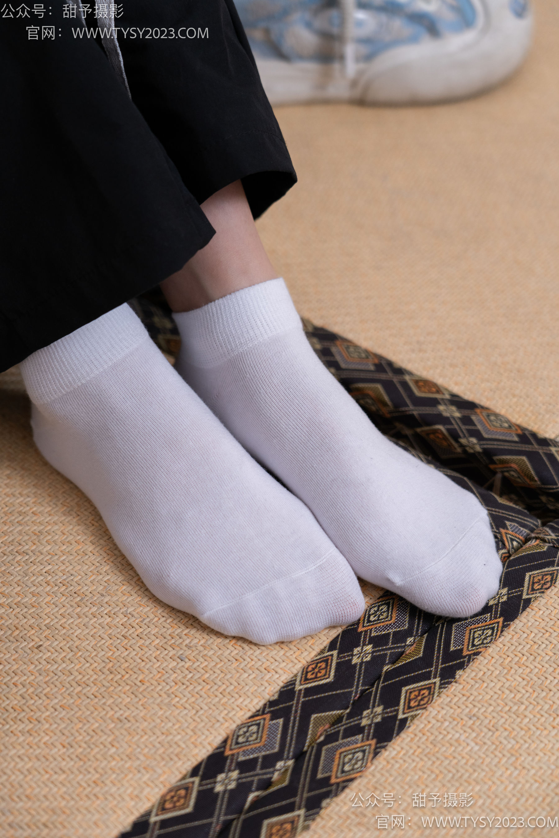 甜予摄影 No.045 雪梨 -帆布鞋、白棉袜、裸足