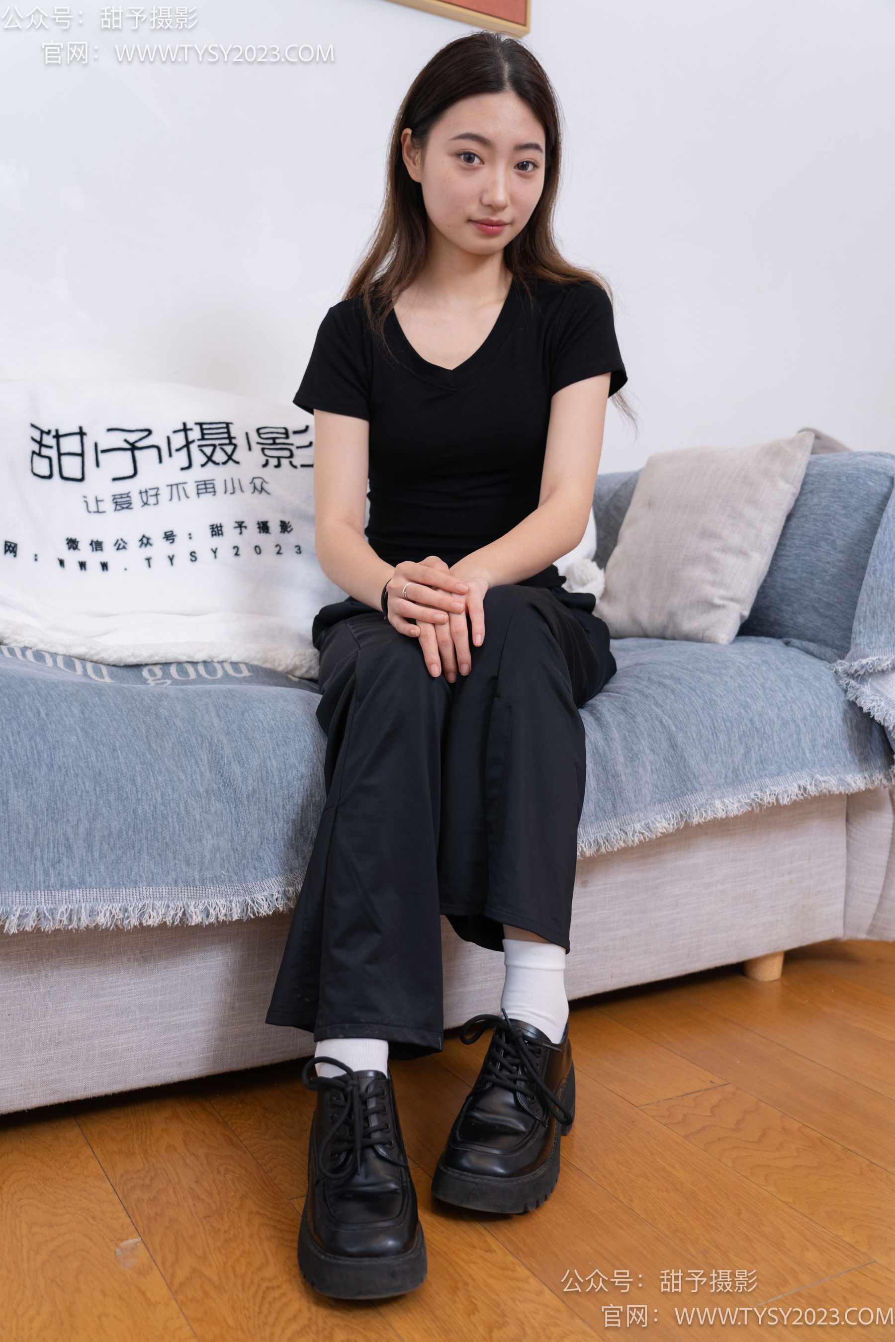 甜予摄影 No.054 雪梨 -皮鞋、白棉袜、肉丝