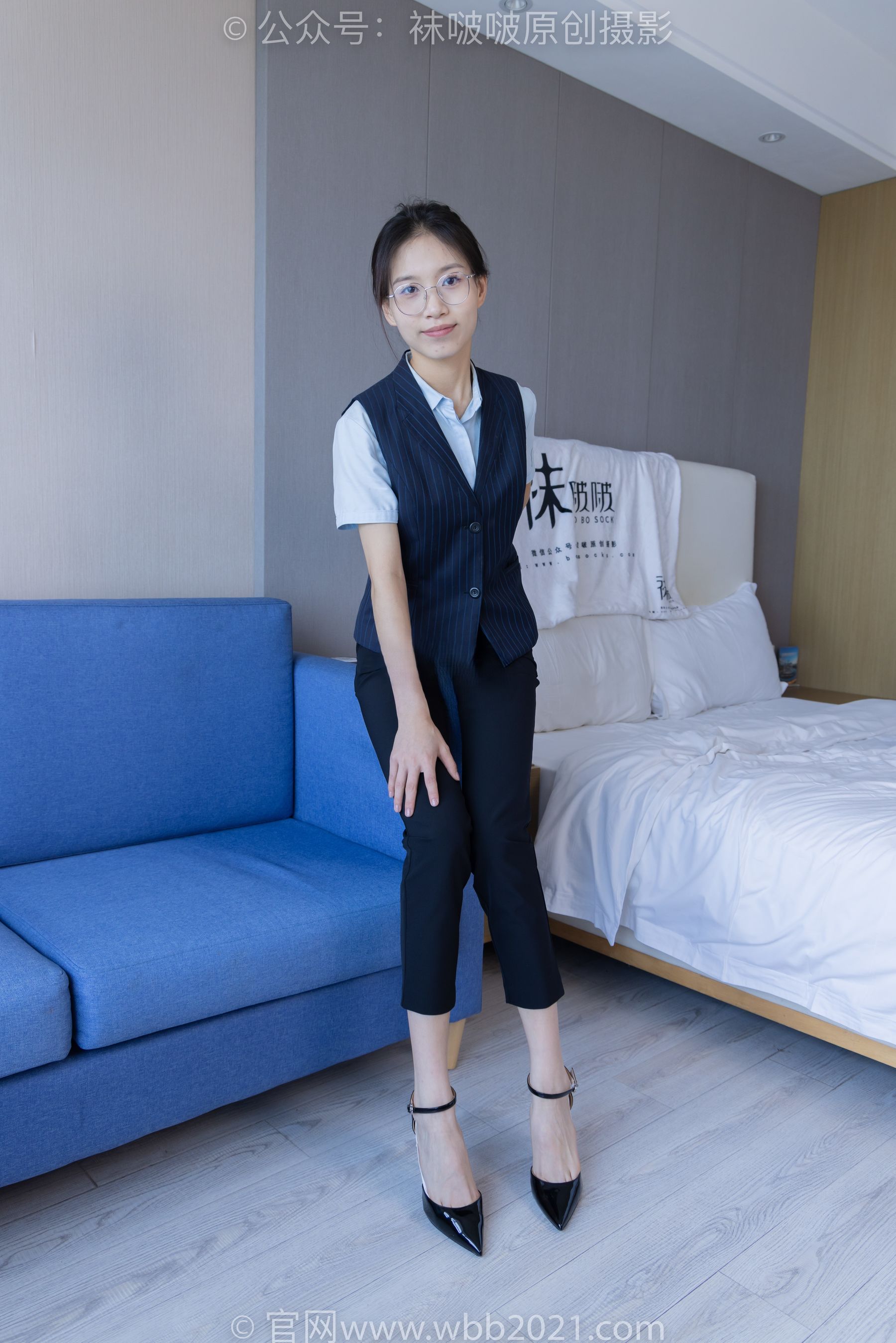 BoBoSocks袜啵啵 No.413 芝士 -高跟鞋、白色吊带船袜、银行制服
