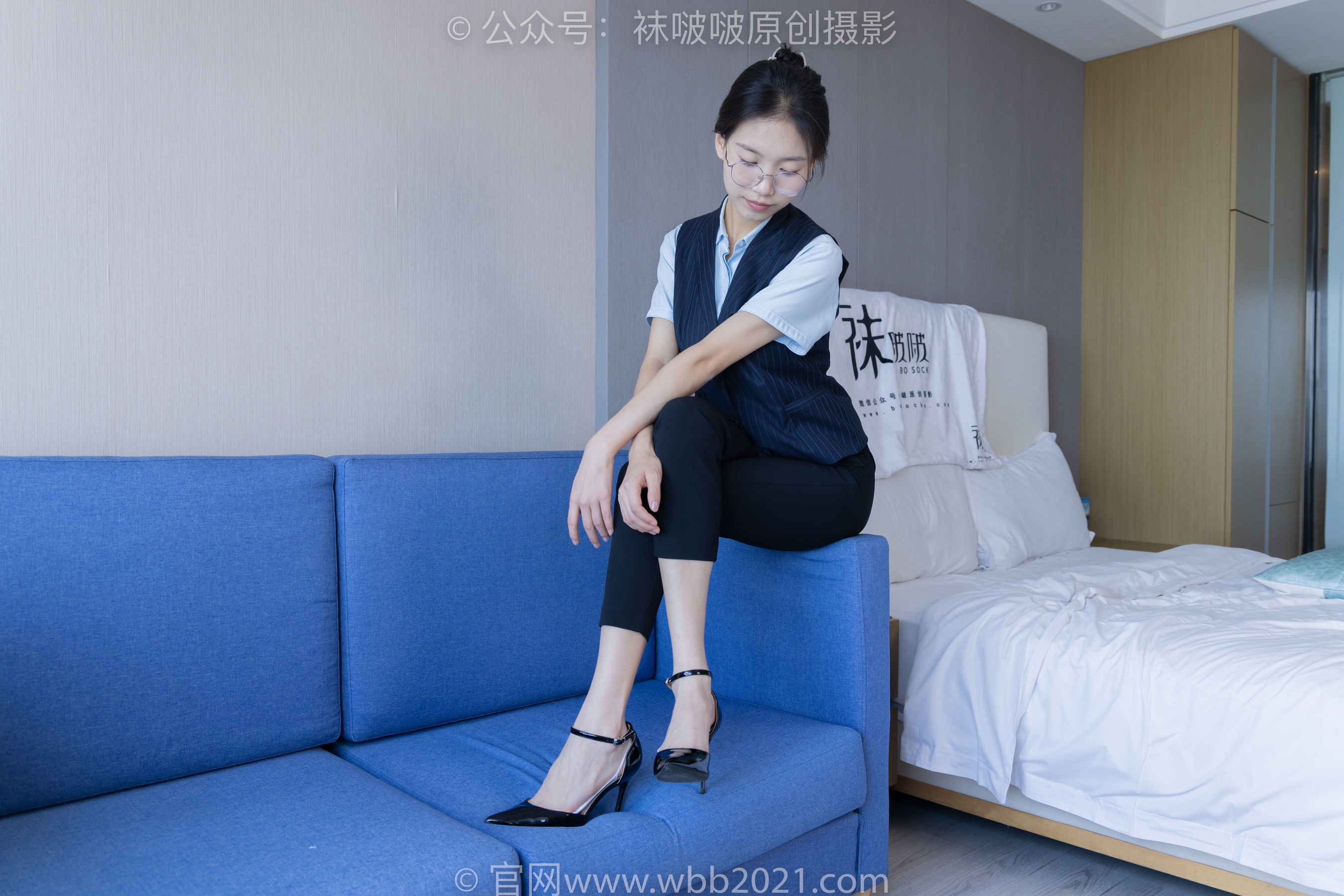 BoBoSocks袜啵啵 No.413 芝士 -高跟鞋、白色吊带船袜、银行制服