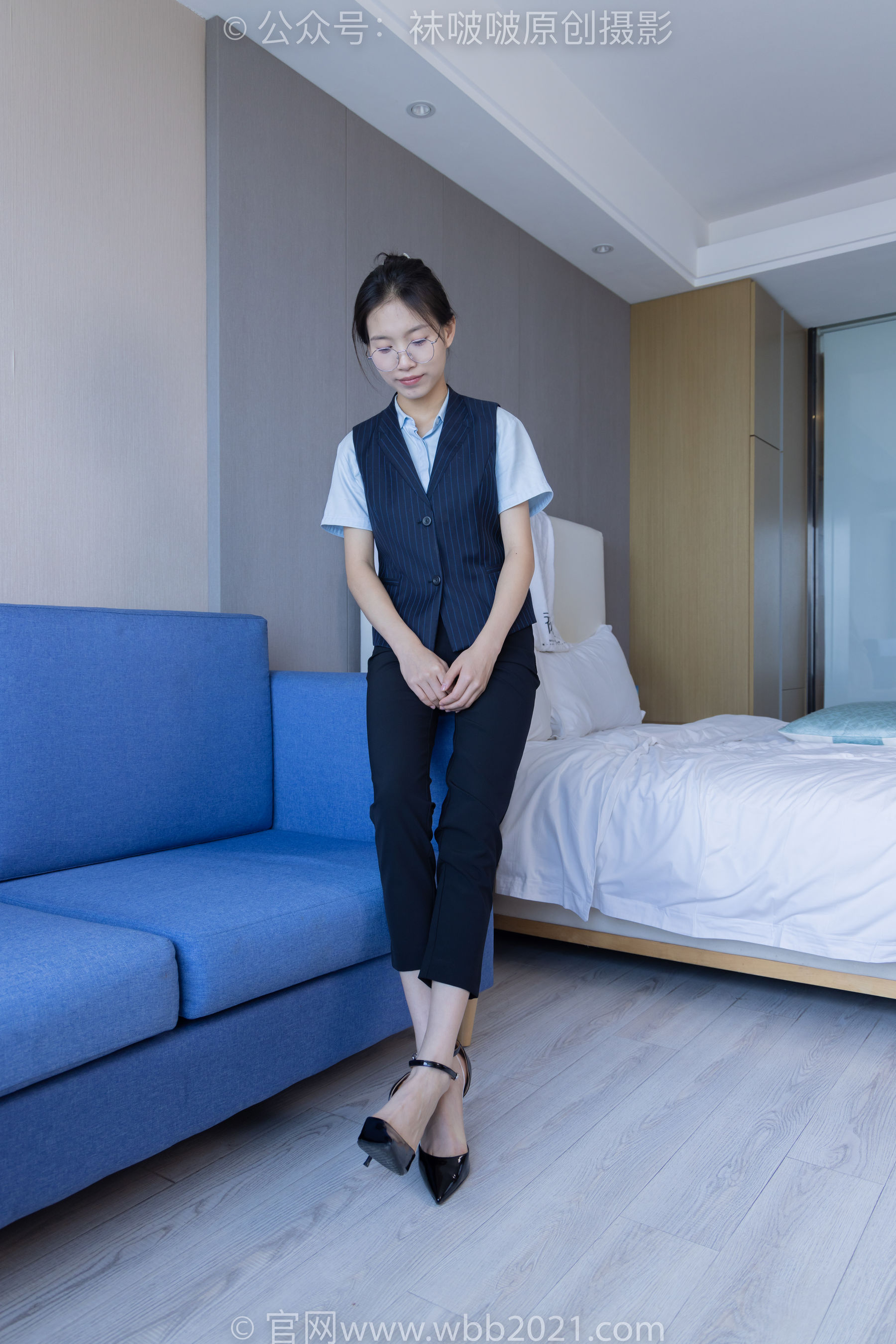 BoBoSocks袜啵啵 No.413 芝士 -高跟鞋、白色吊带船袜、银行制服
