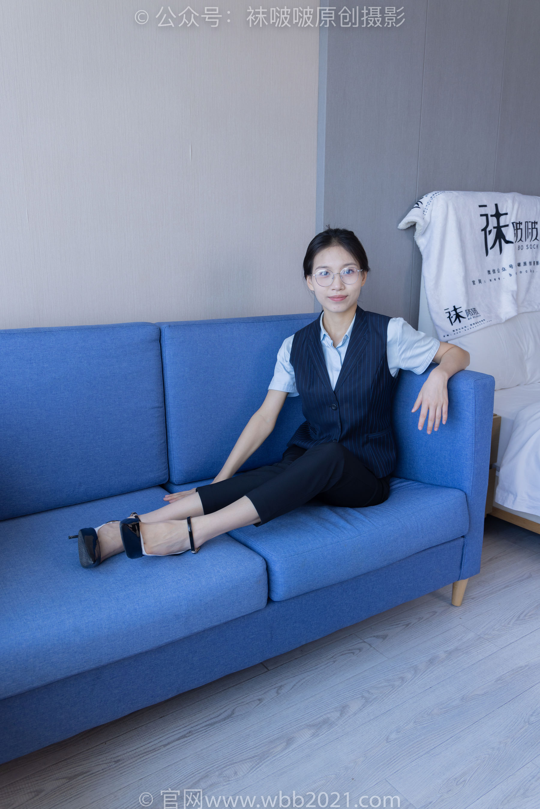BoBoSocks袜啵啵 No.413 芝士 -高跟鞋、白色吊带船袜、银行制服