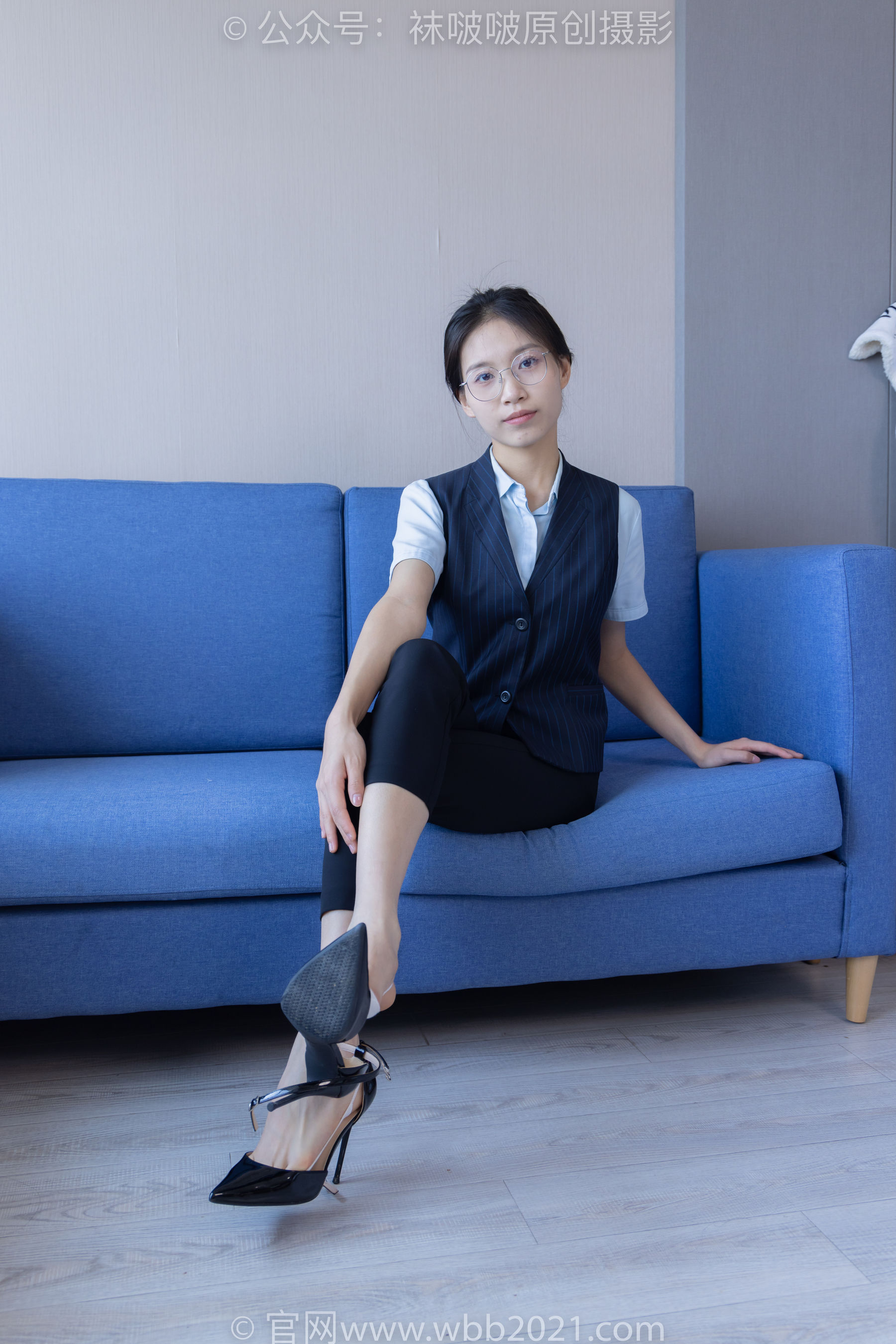 BoBoSocks袜啵啵 No.413 芝士 -高跟鞋、白色吊带船袜、银行制服