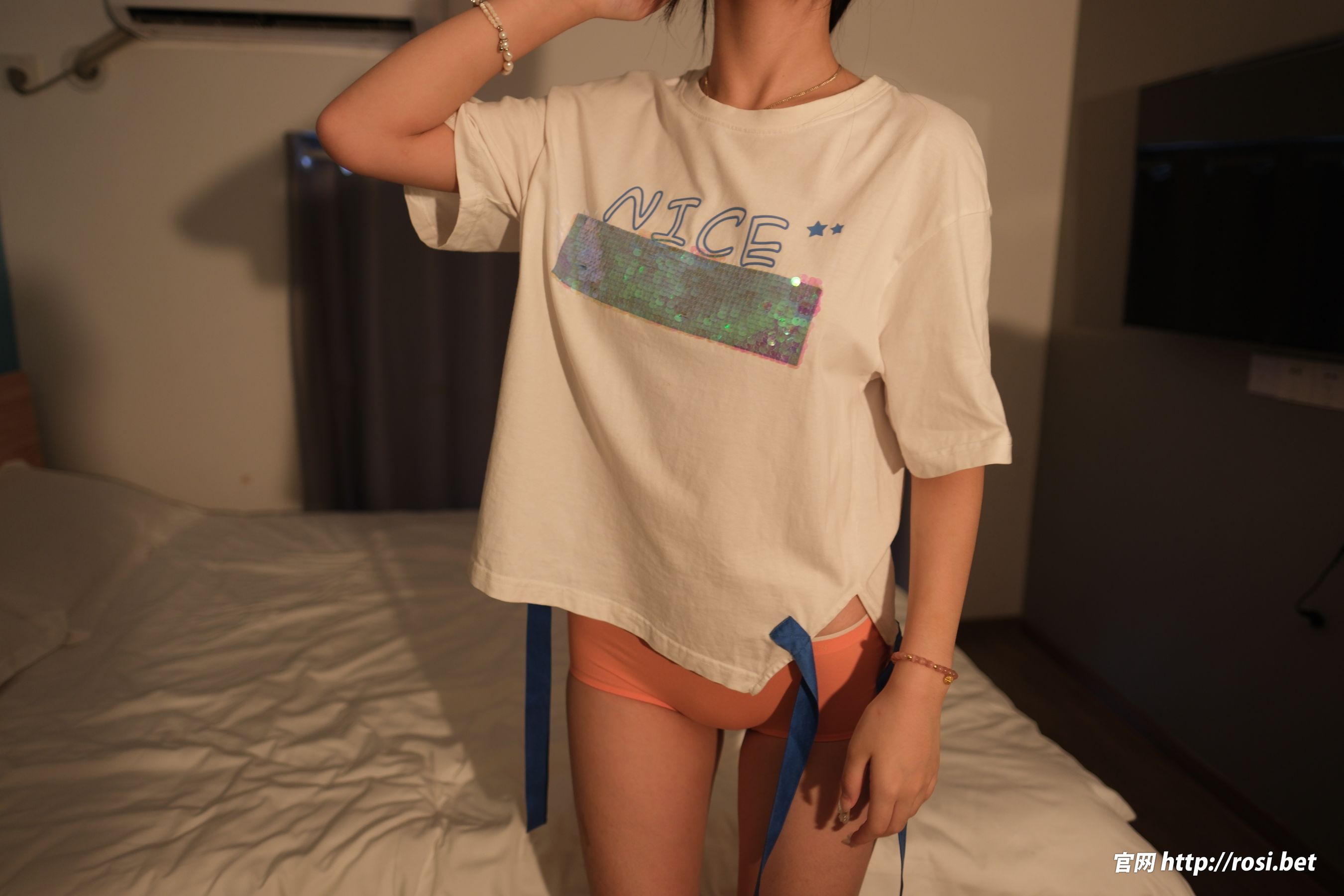 [ROSI写真] 2024.10.10 NO.4693