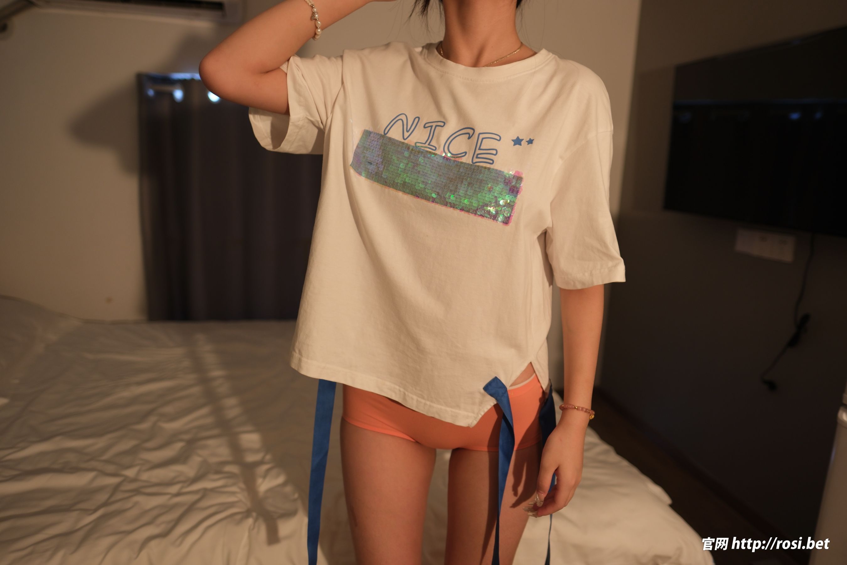 [ROSI写真] 2024.10.10 NO.4693