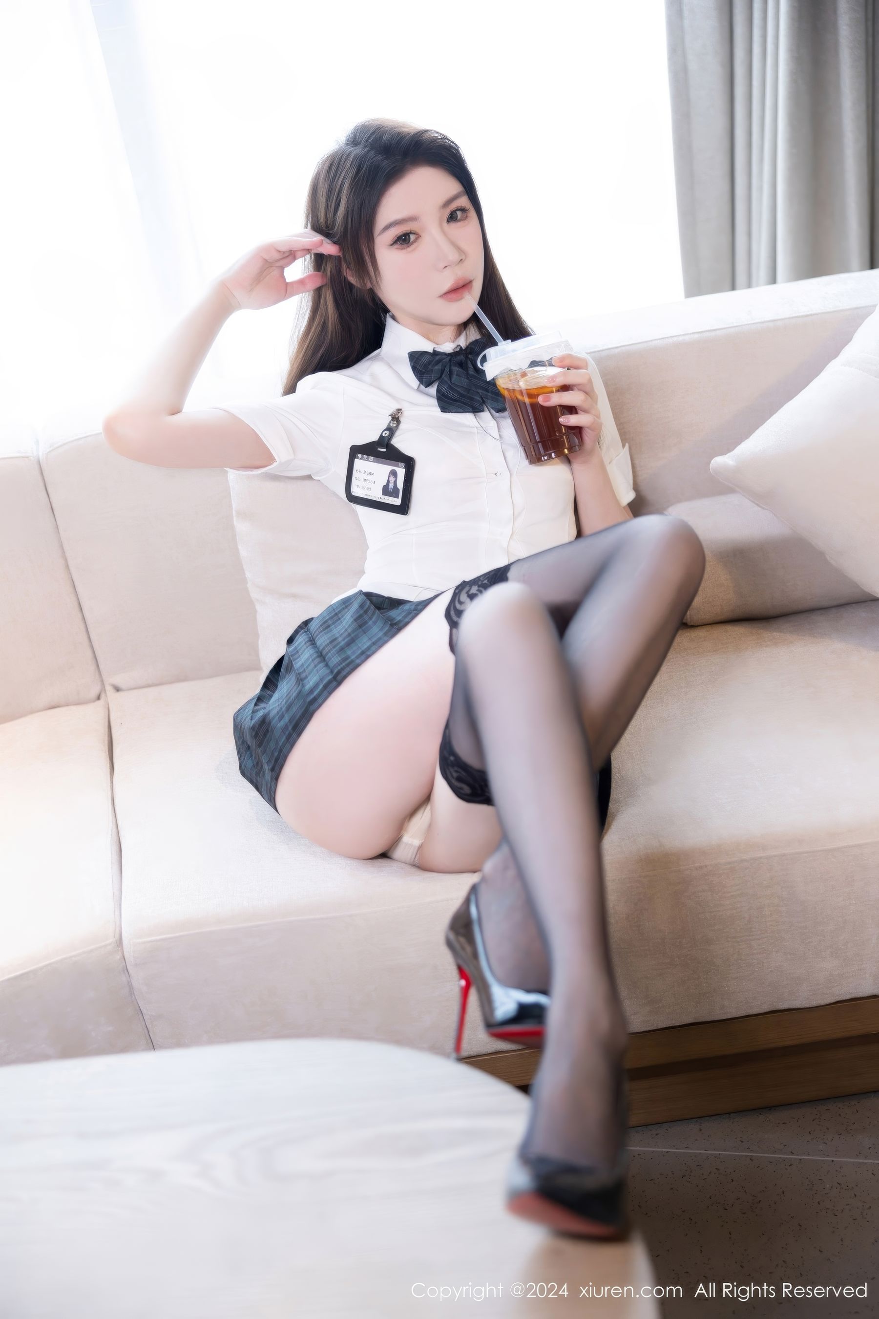 [秀人XiuRen] 2024.08.27 No.9074 梦心玥